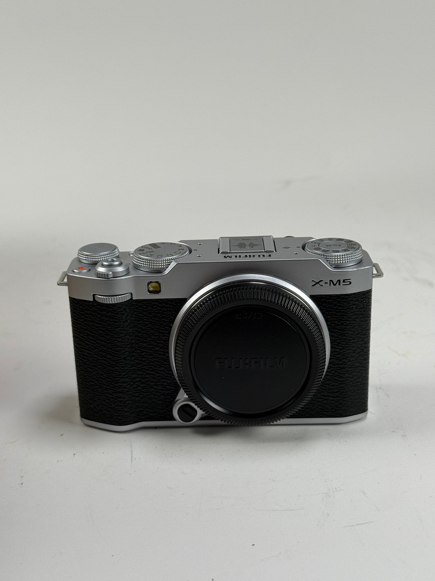 Fujifilm Fuji X-M5 Silver + XC 15-45mm Lens Kit