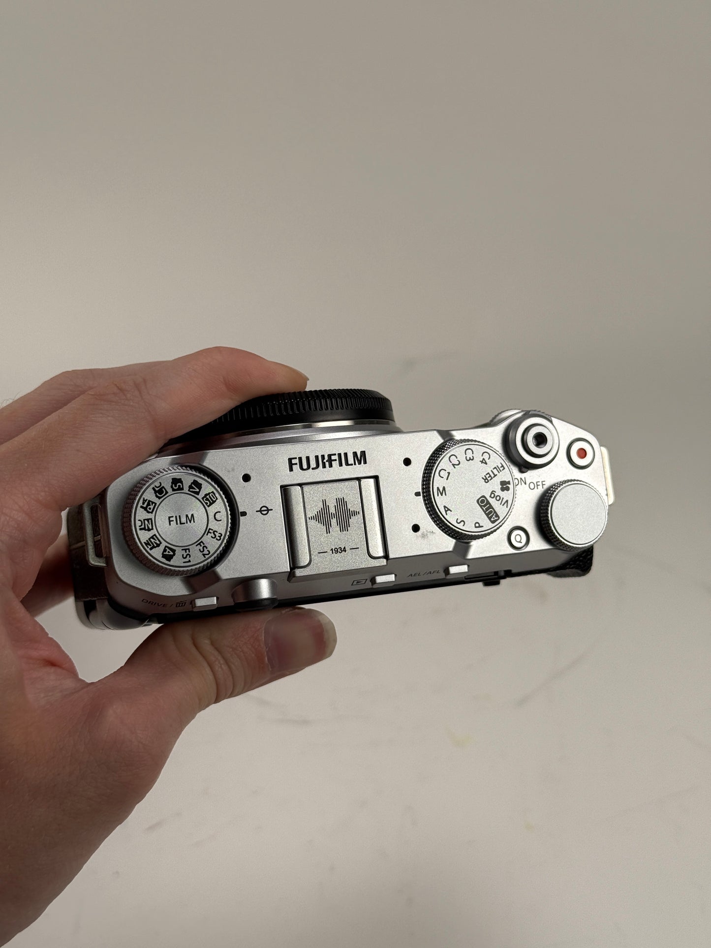Fujifilm Fuji X-M5 Silver + XC 15-45mm Lens Kit