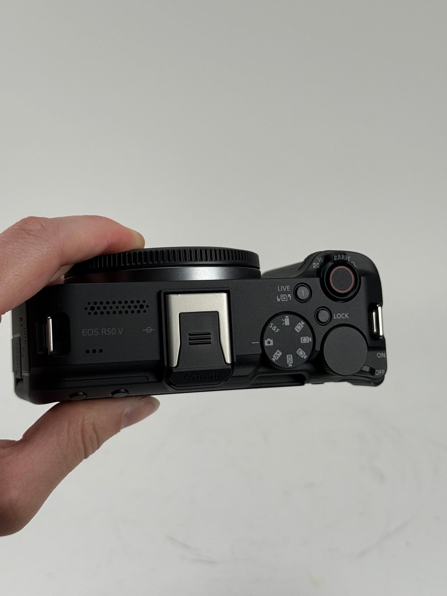 Canon EOS R50 V R50V mirrorless Camera