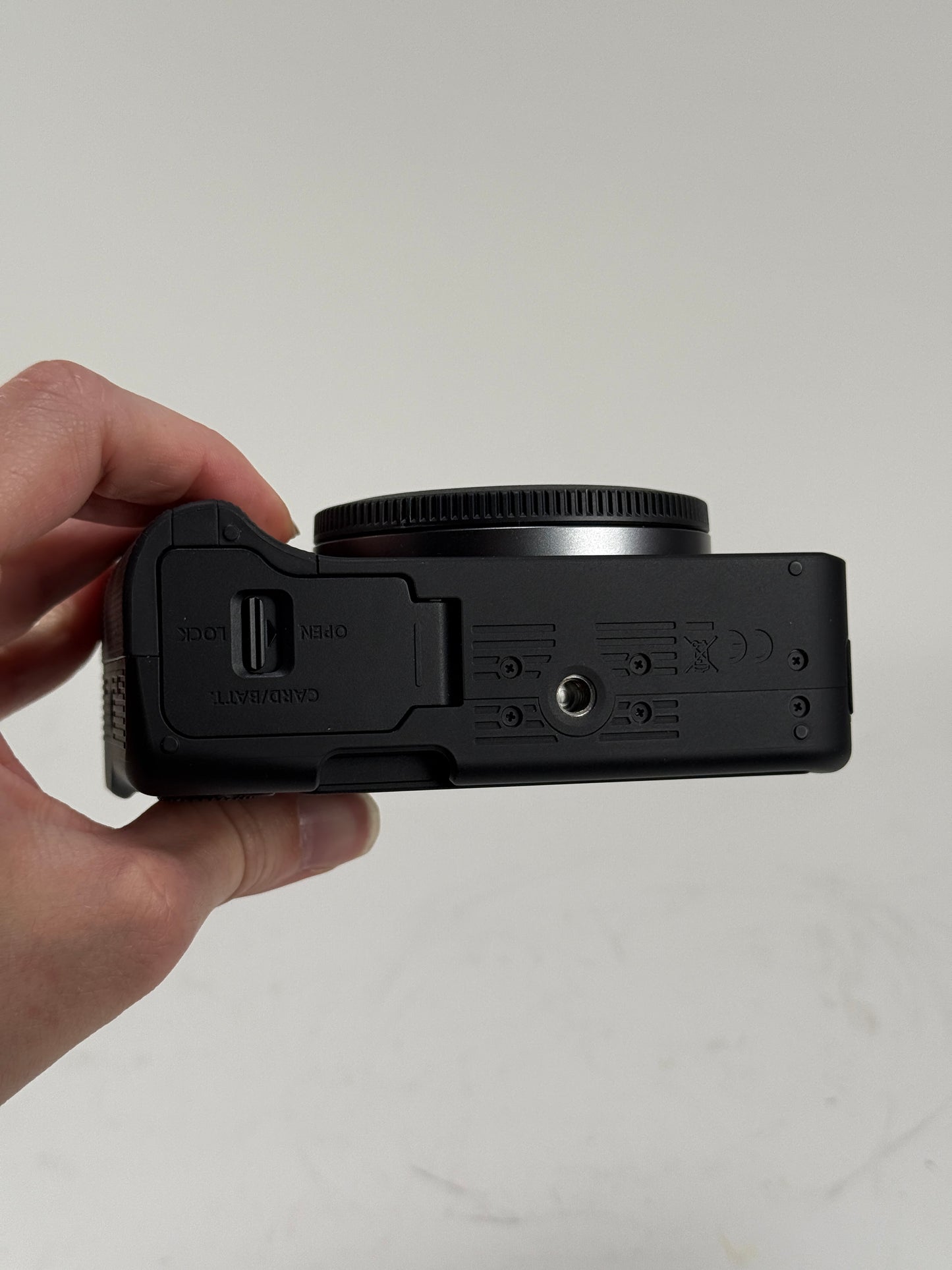 Canon EOS R50 V R50V mirrorless Camera