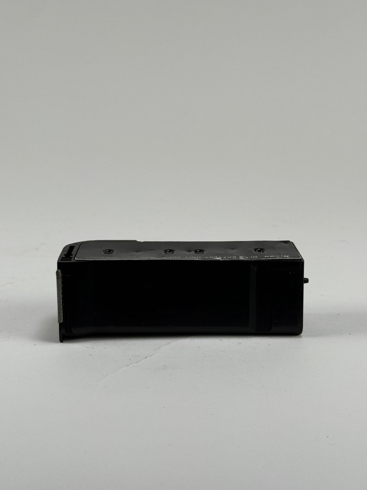 Nikon MN-2 Ni-Cd Battery Unit 16.8V - Untested Parts or Repair