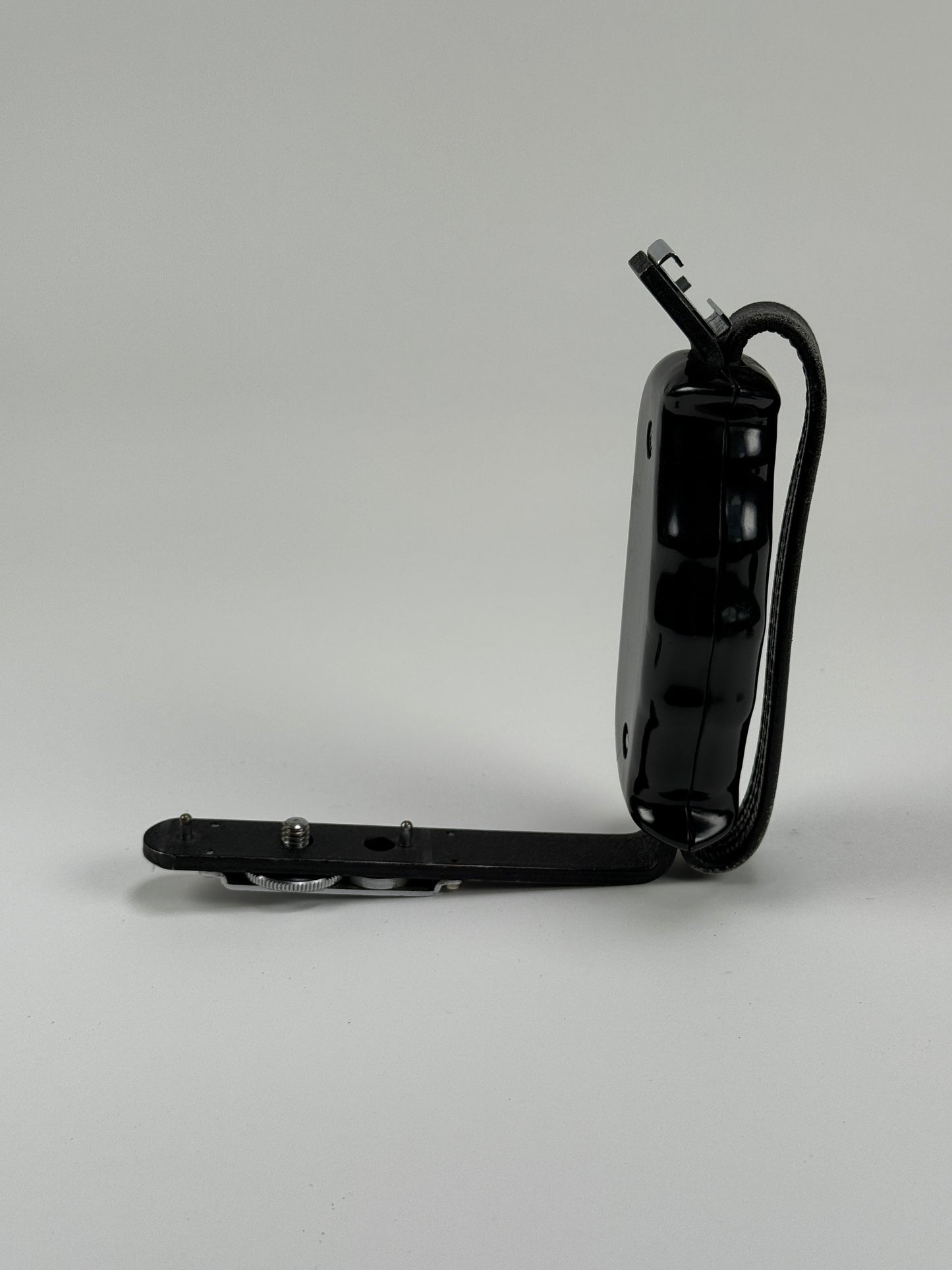 Mamiya C22 C33 C330f C330 Professional Left Hand Camera Grip TLR genuine
