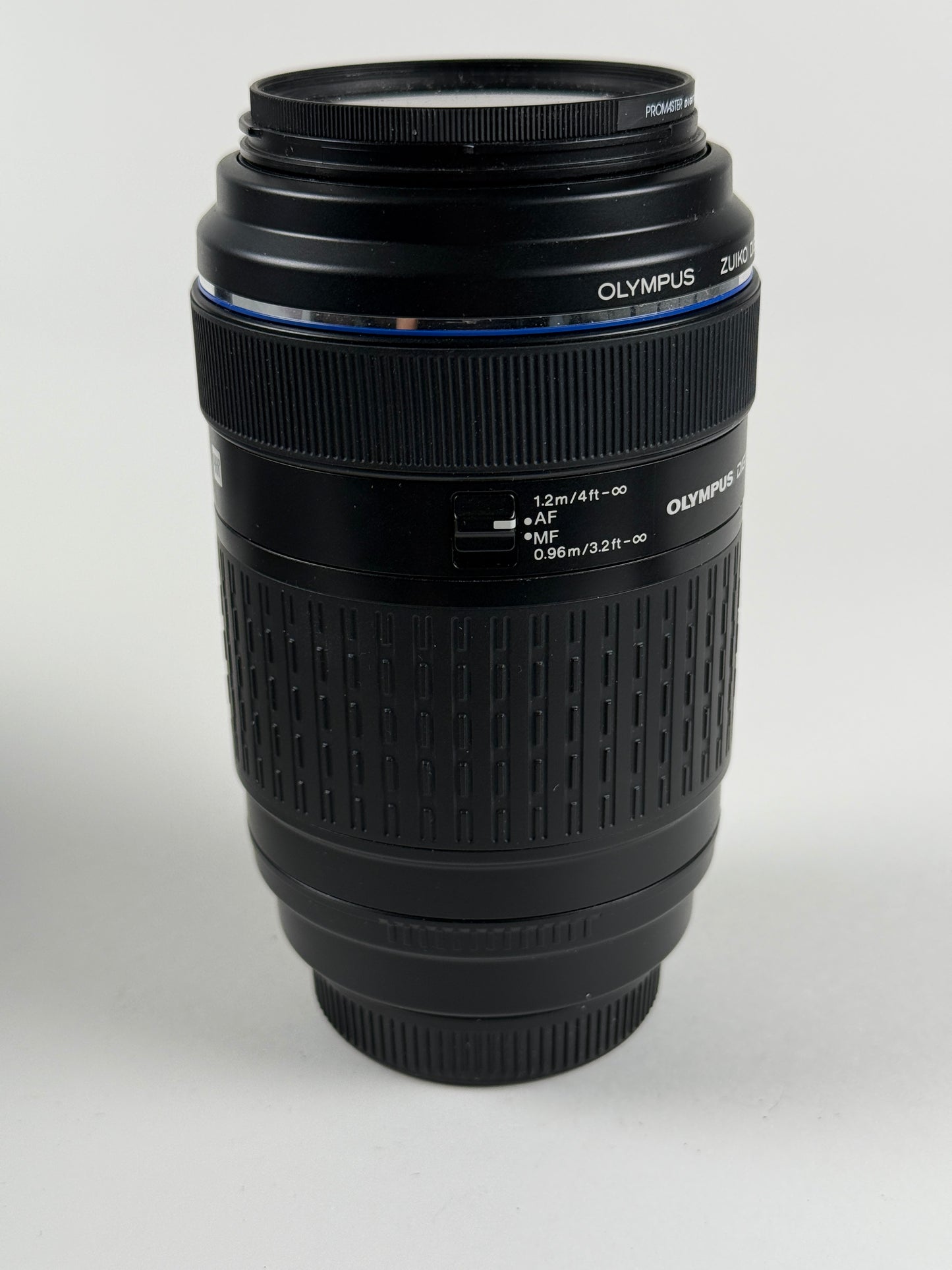 Olympus Zuiko Digital ED 70-300mm F4-5.6 for Four Thirds w/Hood
