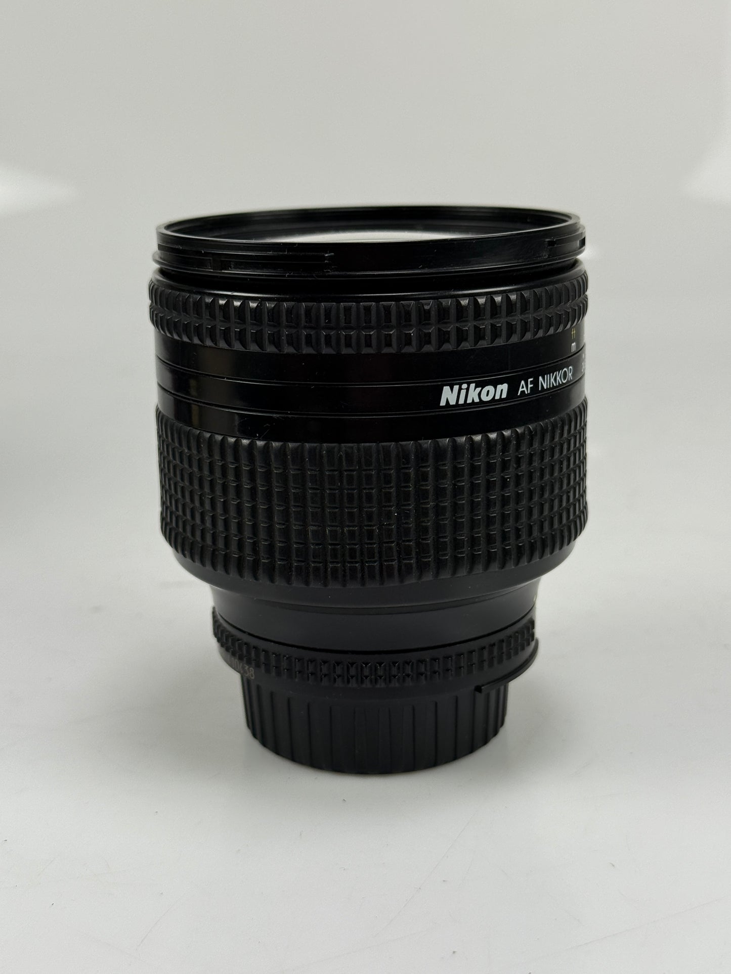 Nikon AF Nikkor 24-120mm F3.5-5.6 D Zoom Lens For F Mount