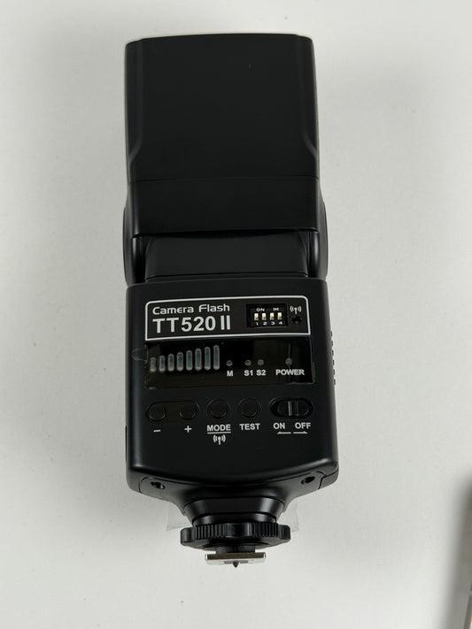 Godox Thinklite Camera Flash TT520 II - Supports Wireless Triggering Functions