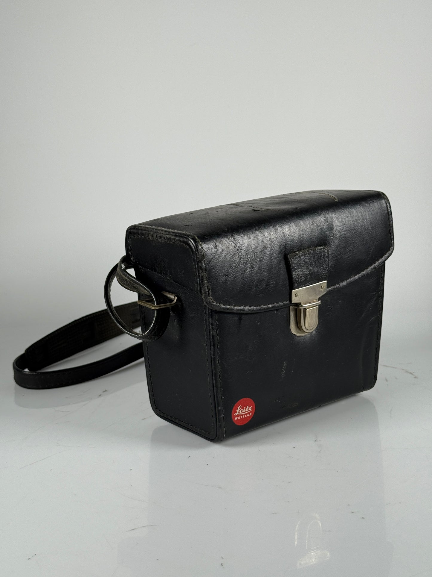 Leica CL Rangfinder film camera with 40mm f2 summicron lens