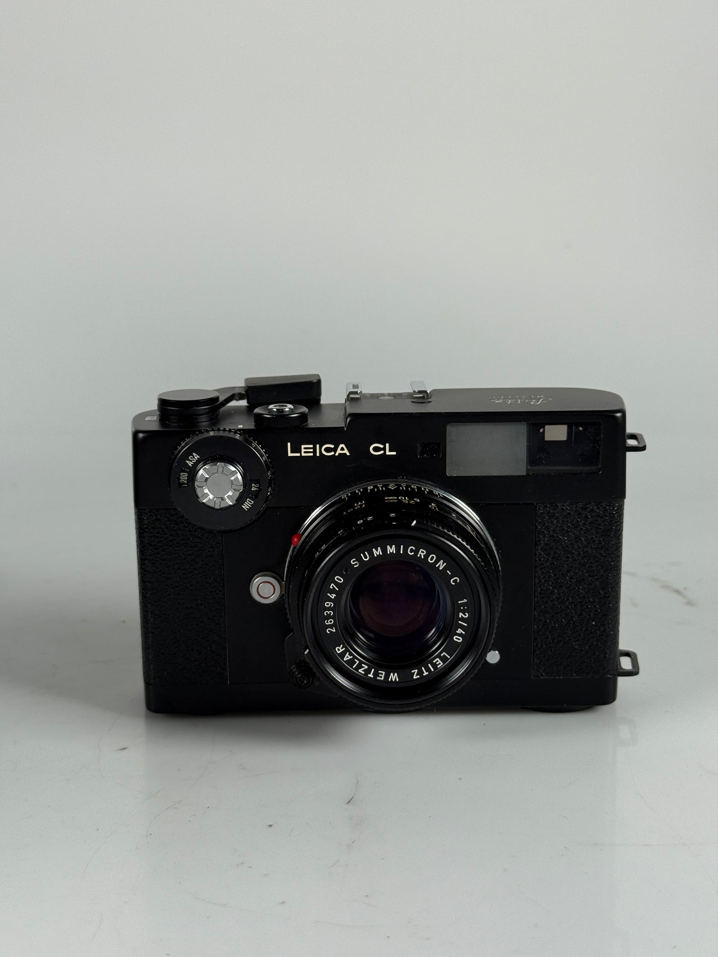 Leica CL Rangfinder film camera with 40mm f2 summicron lens