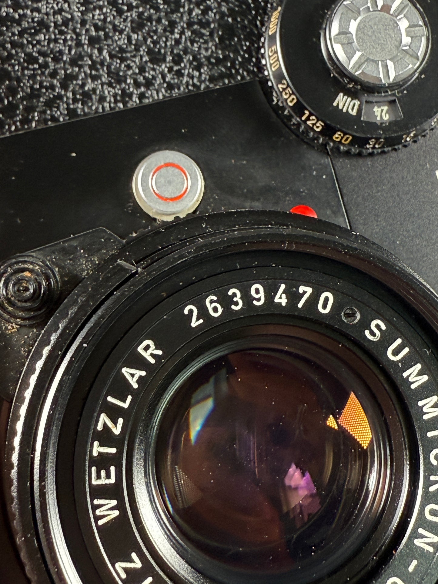 Leica CL Rangfinder film camera with 40mm f2 summicron lens