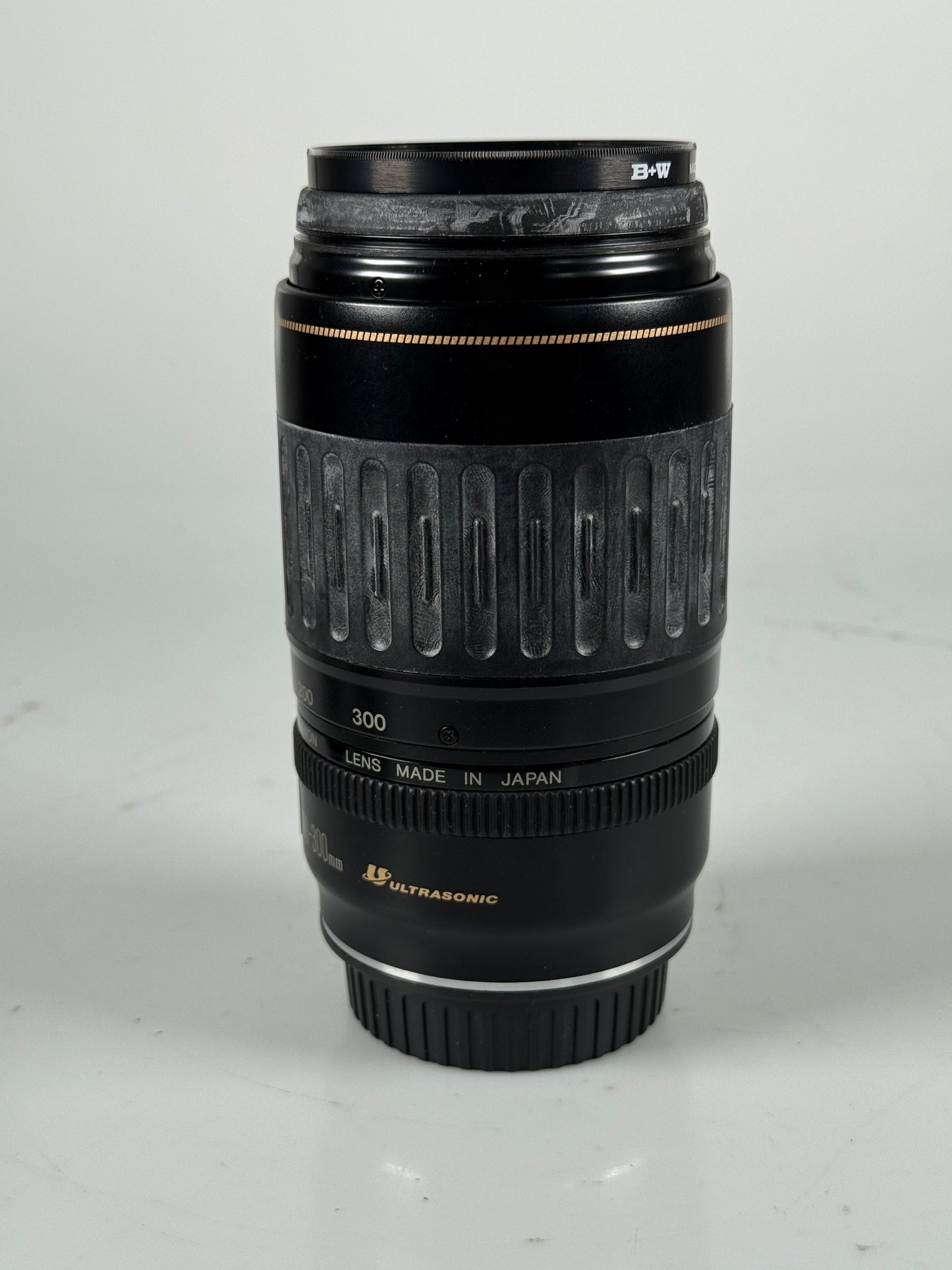 Canon 100-300mm f4.5-5.6 USM EF Mount SLR Camera Lens with Caps