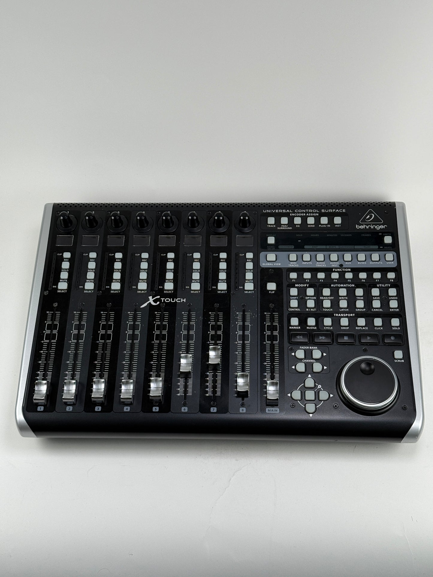 Behringer X-TOUCH 8 Channel USB/MIDI Universal Control Surface
