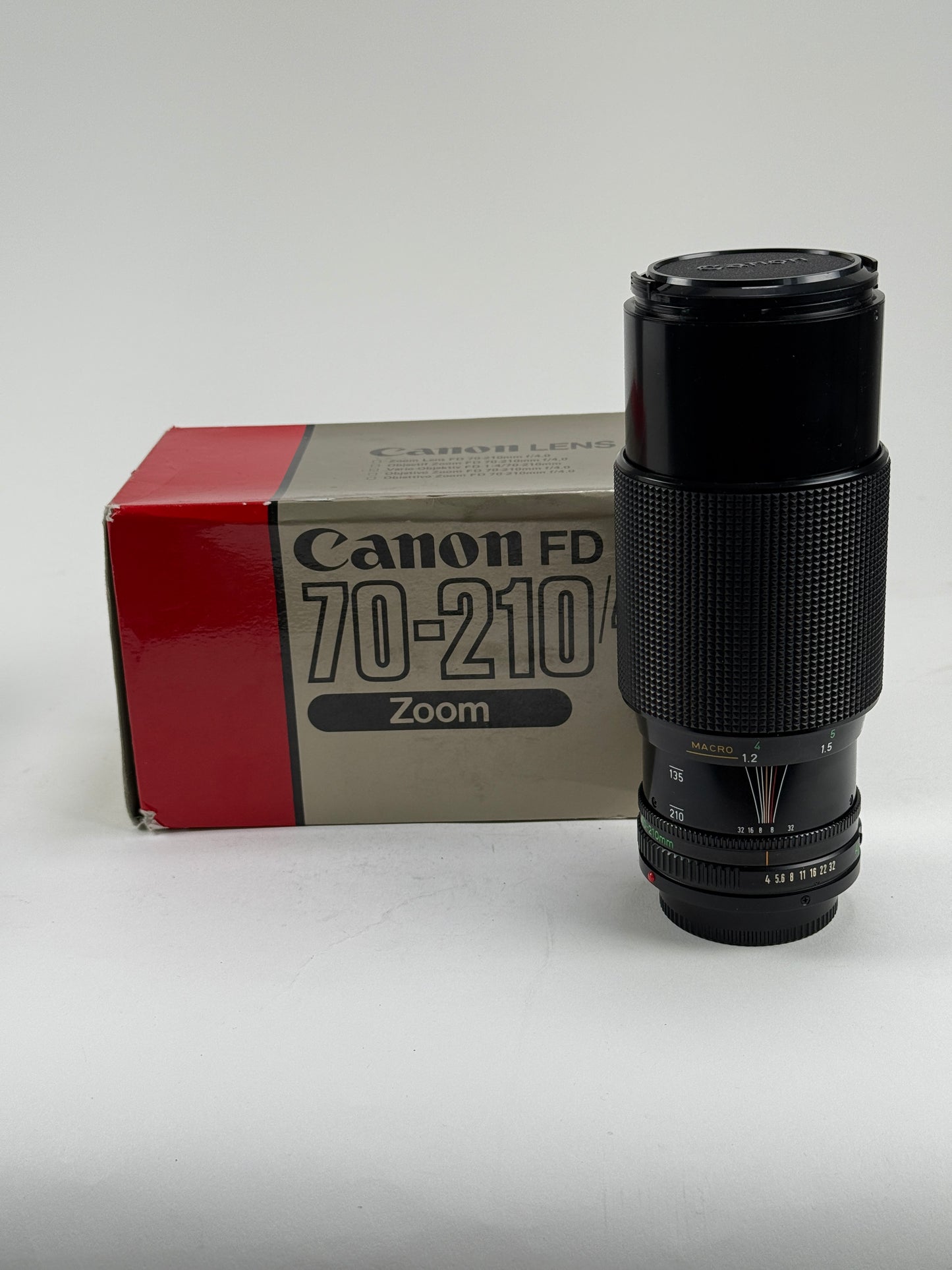 Canon New FD NFD 70-210mm F4 MF Zoom Lens