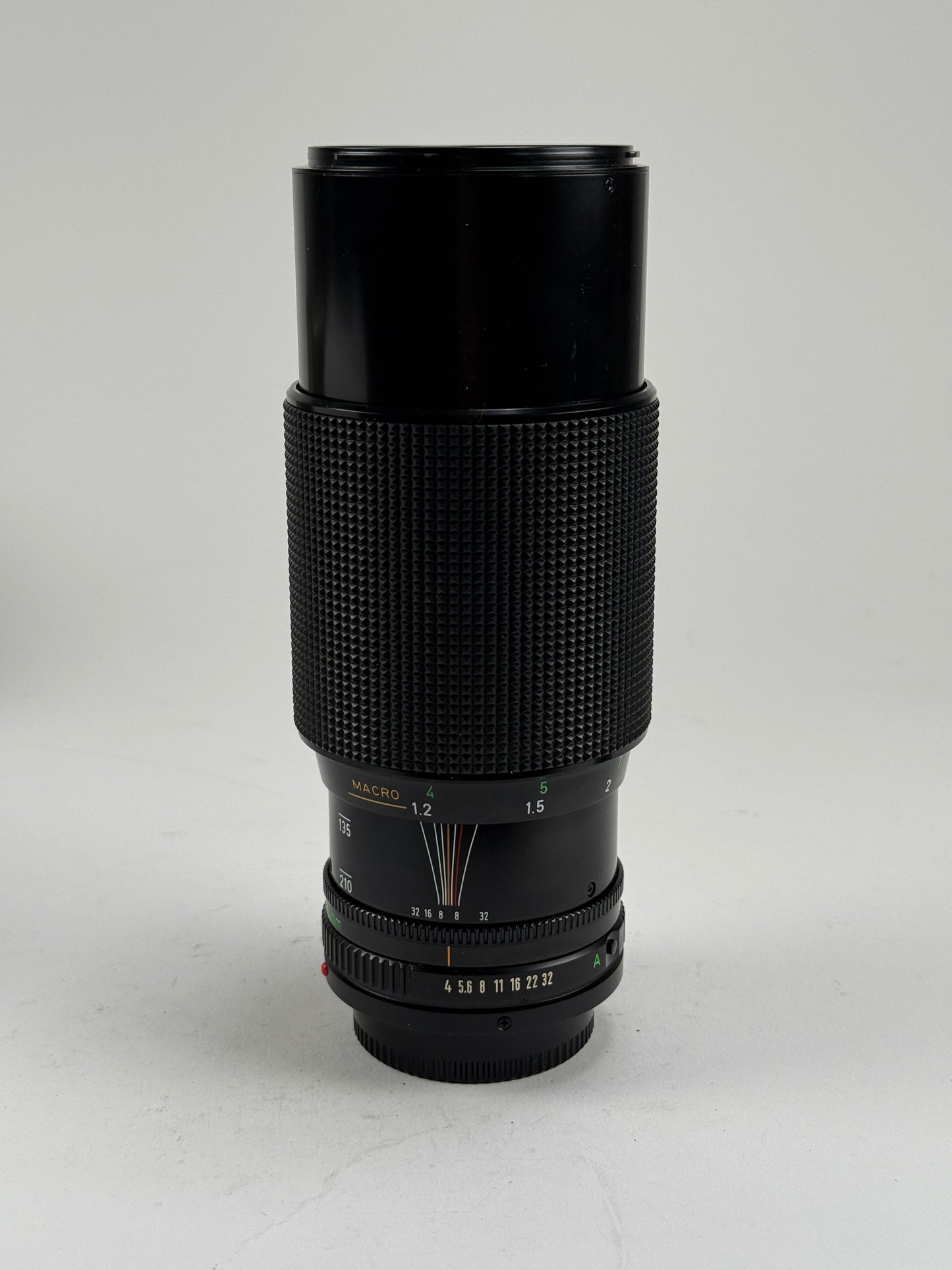 Canon New FD NFD 70-210mm F4 MF Zoom Lens