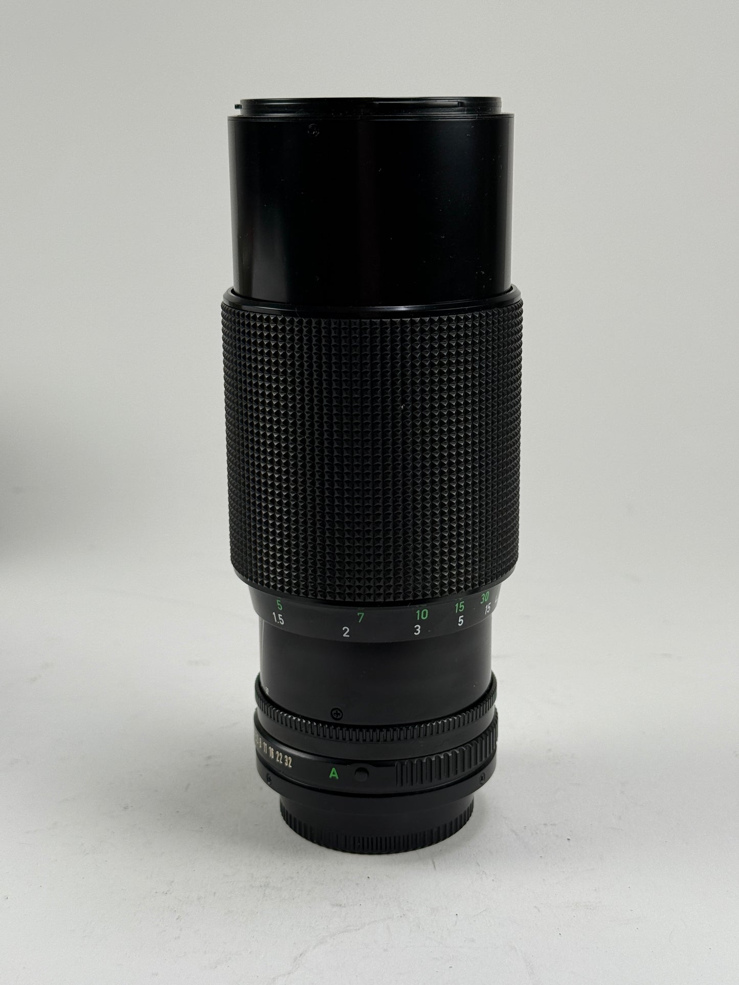 Canon New FD NFD 70-210mm F4 MF Zoom Lens