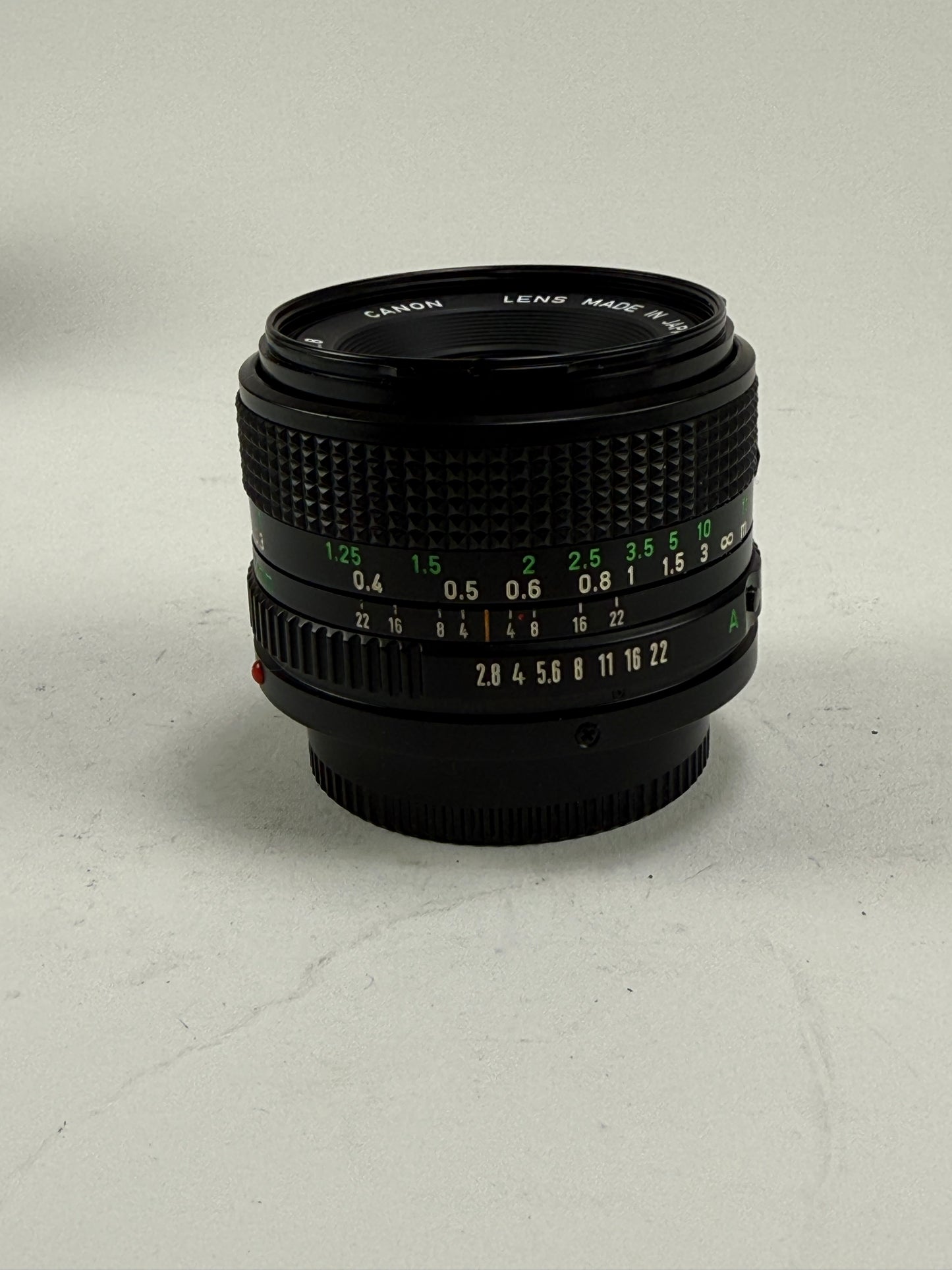 Canon FD 28mm f2.8 Lens 28/2.8 FD New