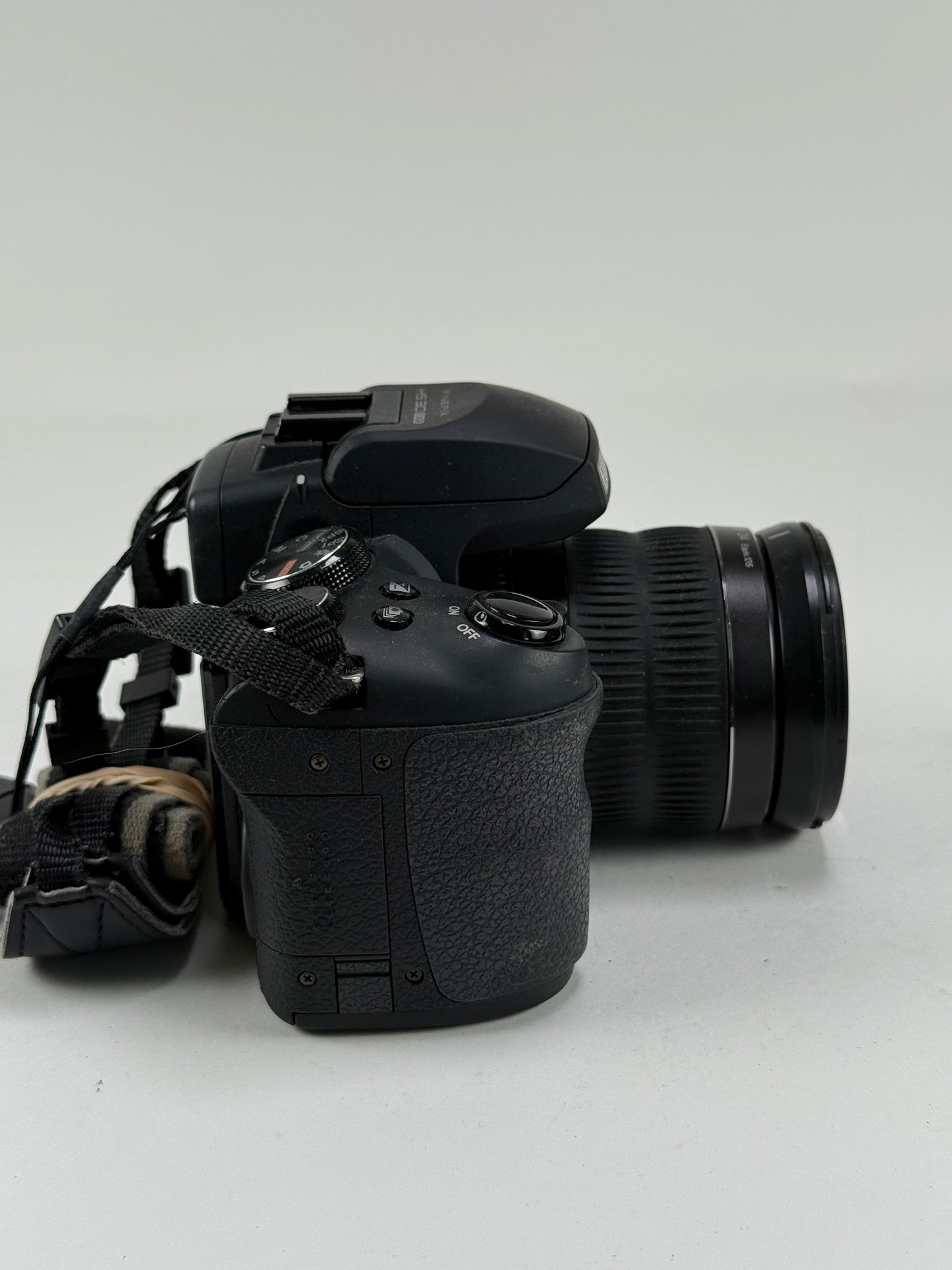 Fuji Fujifilm FinePix HS30EXR Bridge Camera 24-720mm 30x Zoom Lens