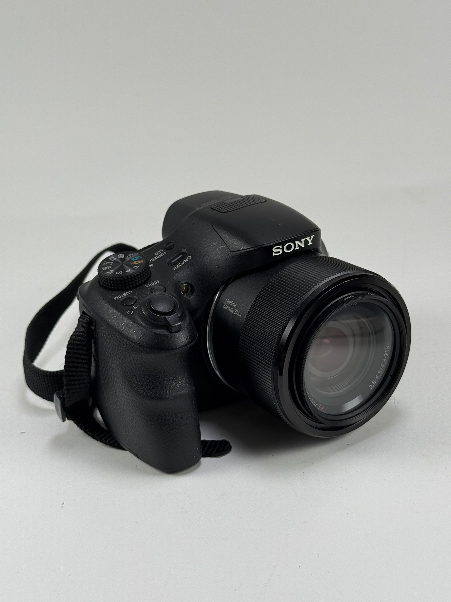 SONY DSC-HX300 Digital Camera 20.4MP 50x Zeiss Full HD