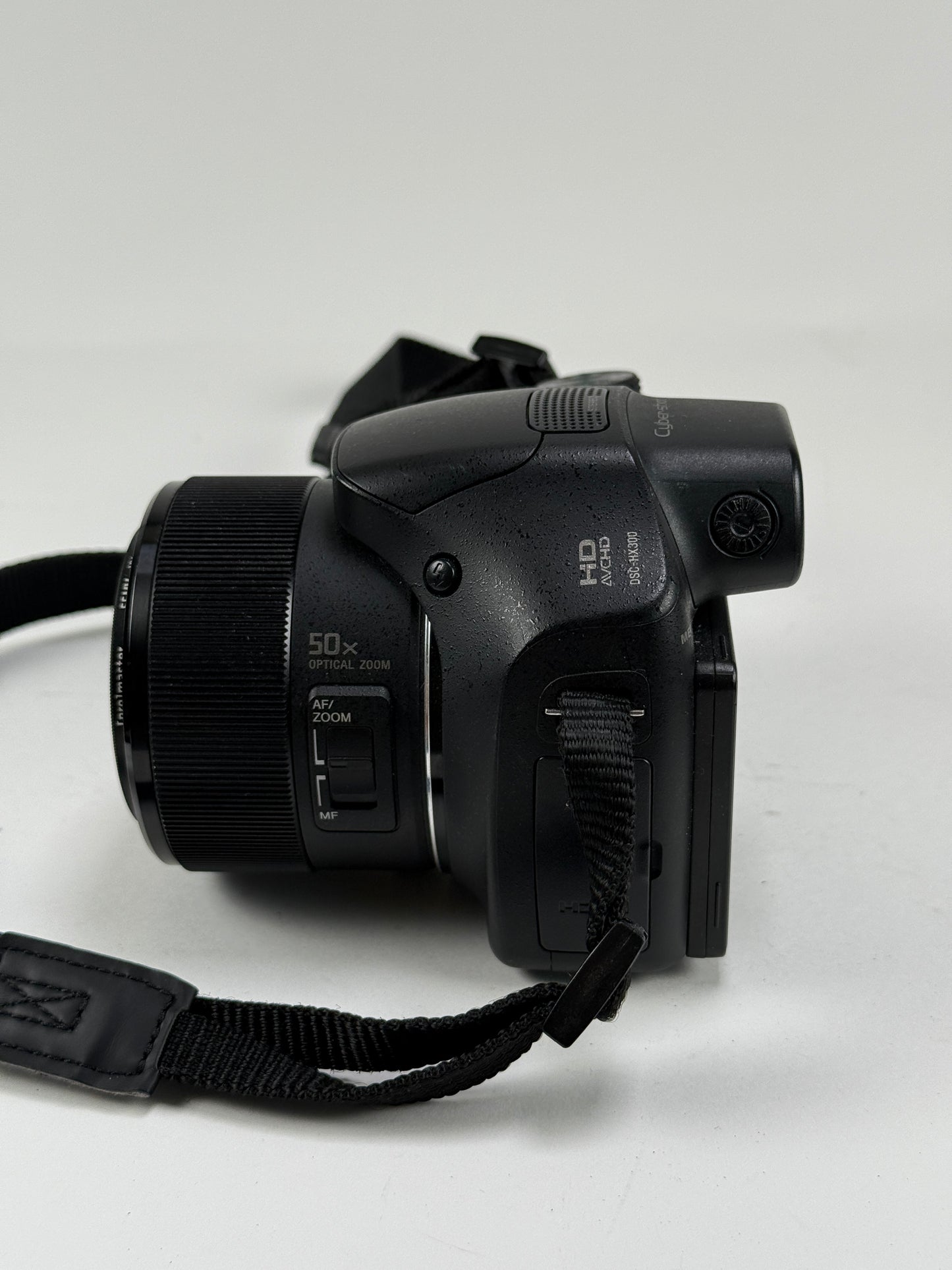 SONY DSC-HX300 Digital Camera 20.4MP 50x Zeiss Full HD