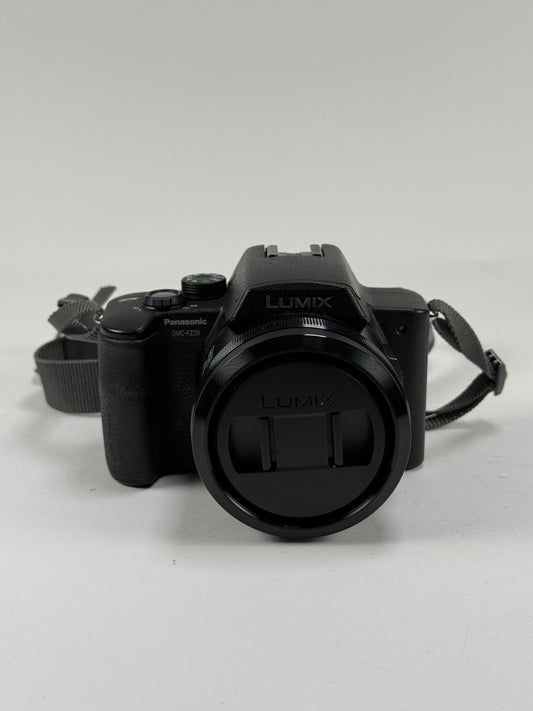 Panasonic Lumix DMC-FZ20 Digital Bridge Camera Working w/ 12x Zoom Lens