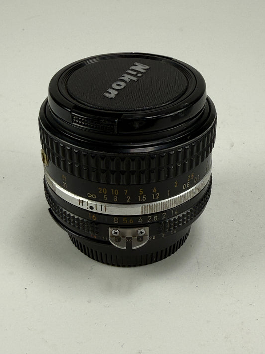 Nikon AIS Nikkor 50mm F1.4 Standard MF Lens