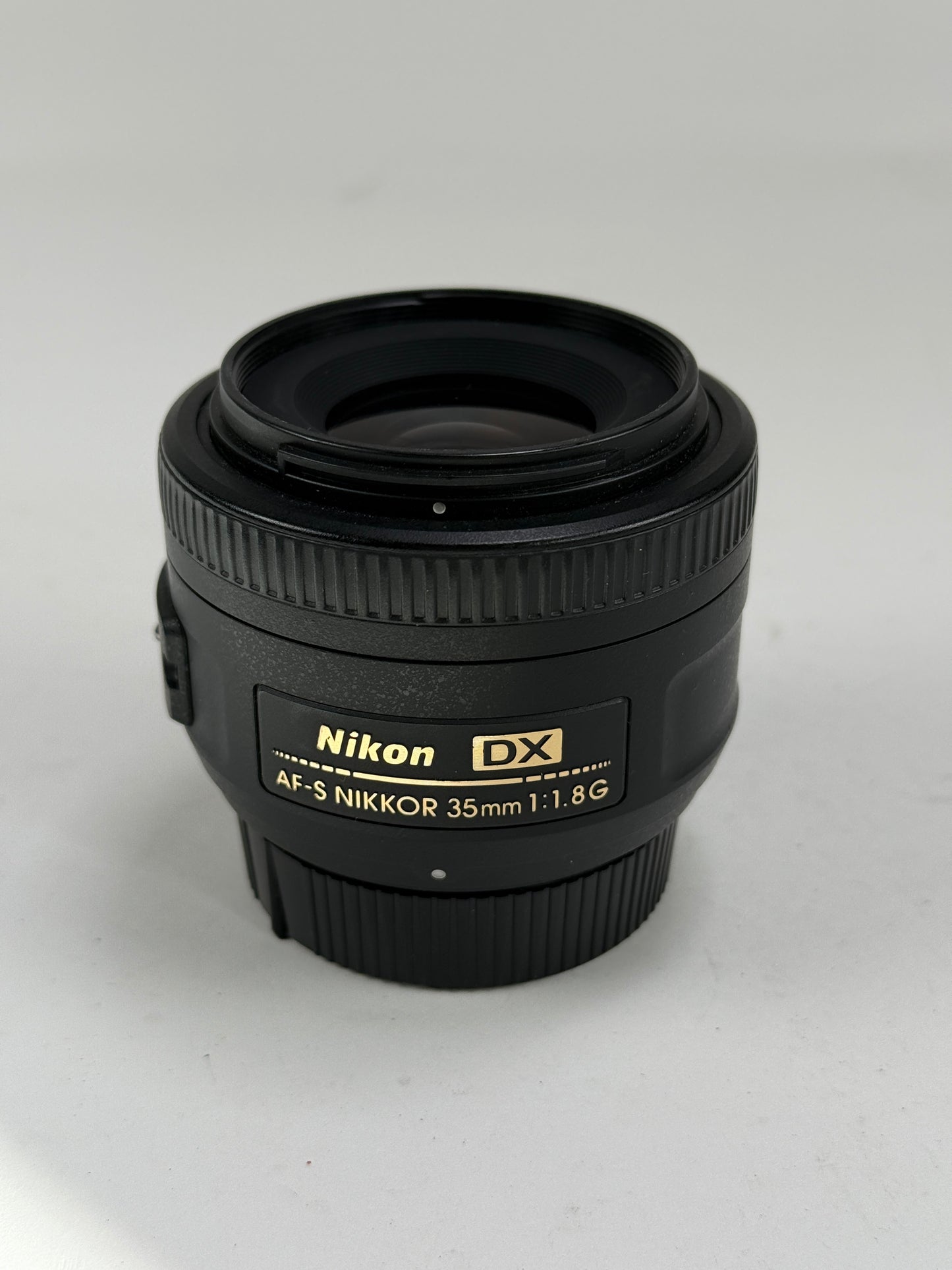 Nikon 35mm f1.8G AF-S DX Lens for Nikon DSLR Cameras