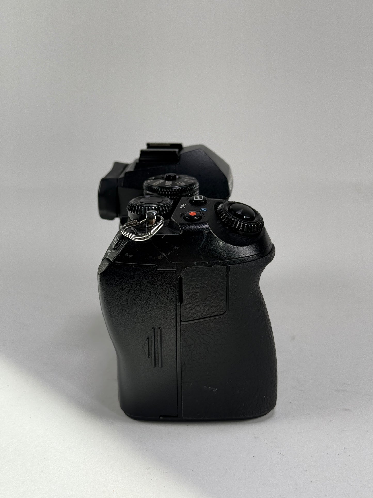 OLYMPUS OM-D E-M1 MarkII 20.3MP Body BLACK
