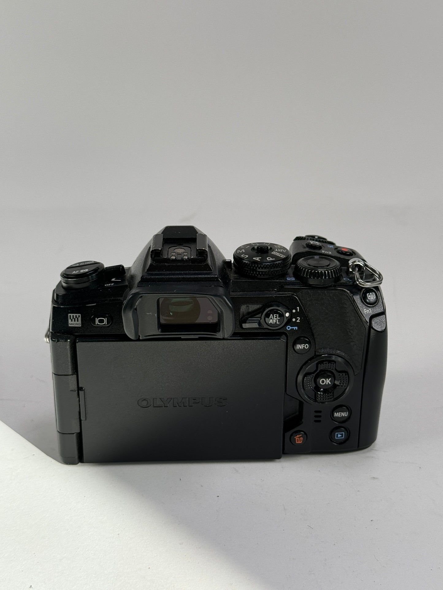 OLYMPUS OM-D E-M1 MarkII 20.3MP Body BLACK