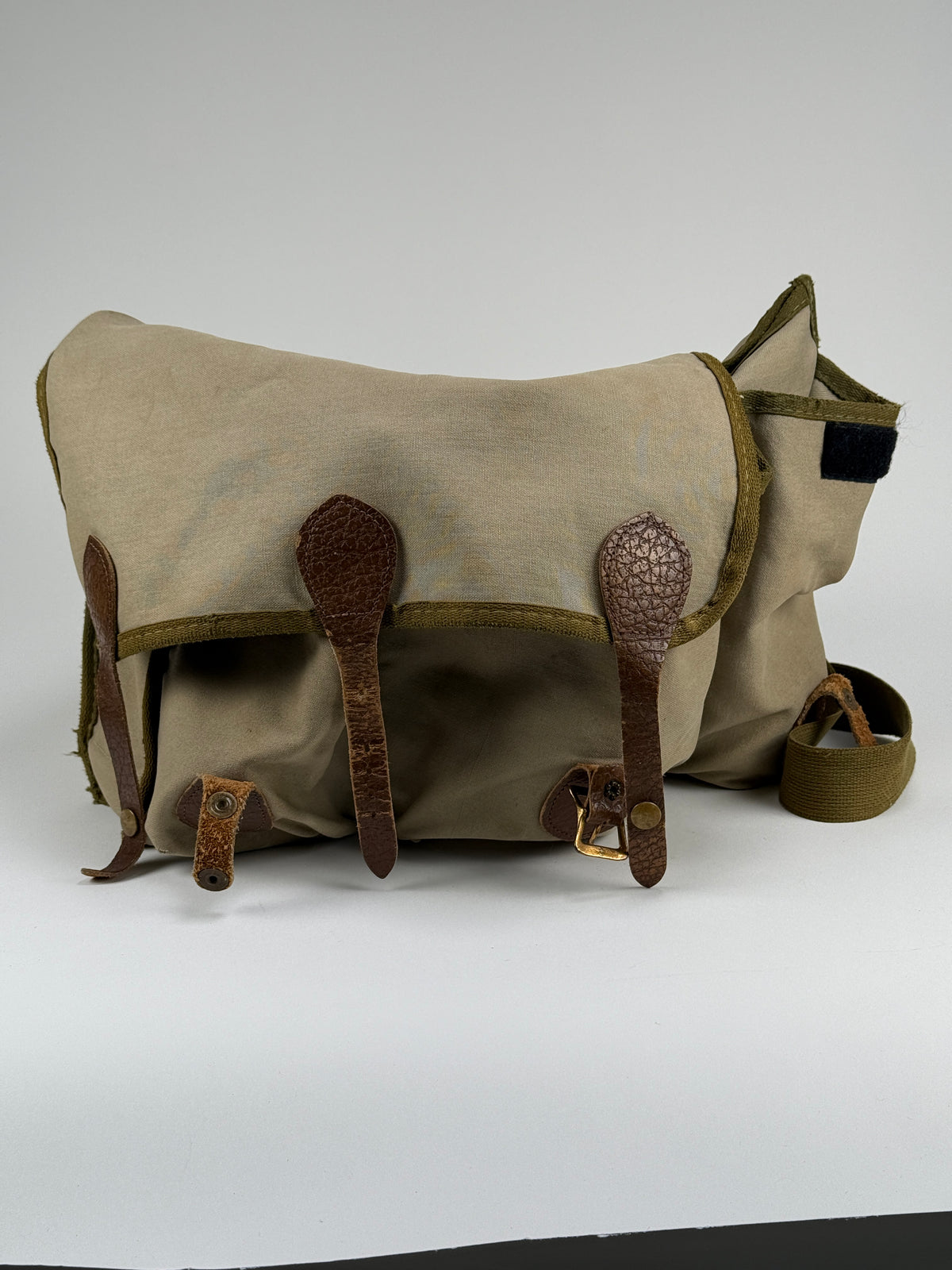 Vintage Leica Canvas and Leather Camera Bag made for E. Leitz USA