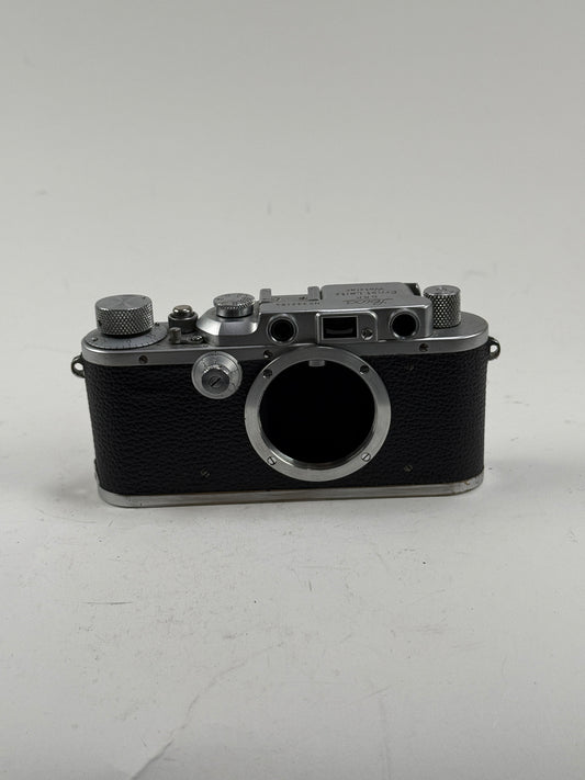 Leica IIIa Model G rangefinder 35mm camera body chrome