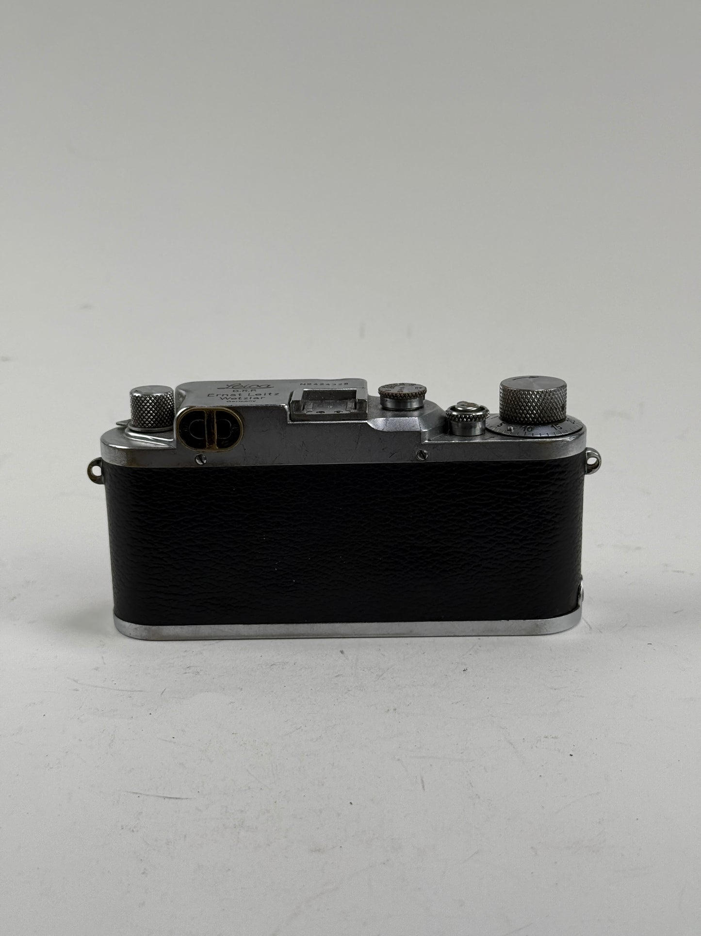 Leica IIIc rangefinder 35mm camera body Chrome