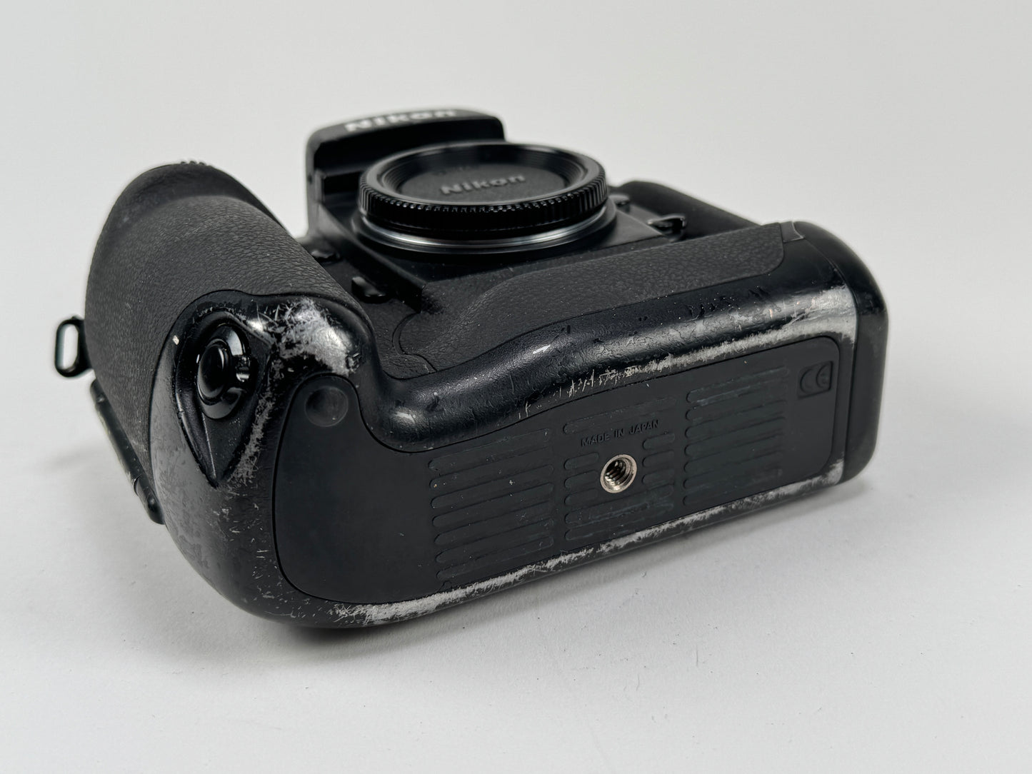 Nikon F5 AF SLR Film Camera Body Heinz Kluetmeier Estate