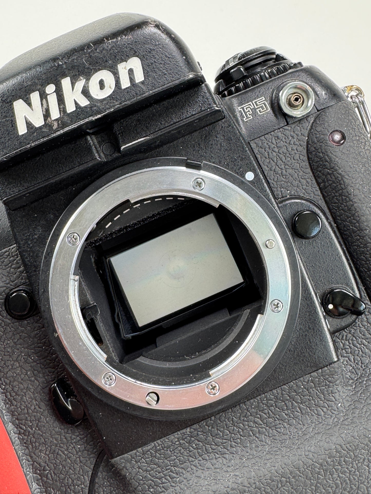 Nikon F5 AF SLR Film Camera Body Heinz Kluetmeier Estate