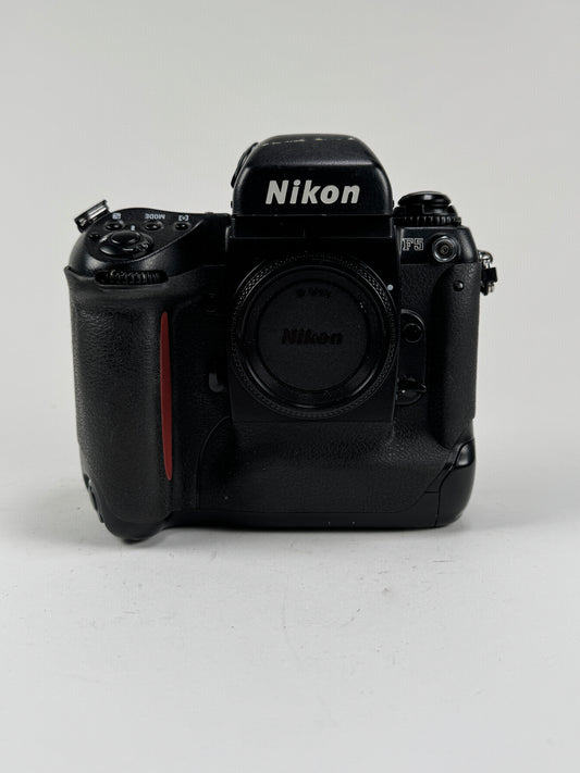 Nikon F5 AF SLR Film Camera Body Heinz Kluetmeier Estate