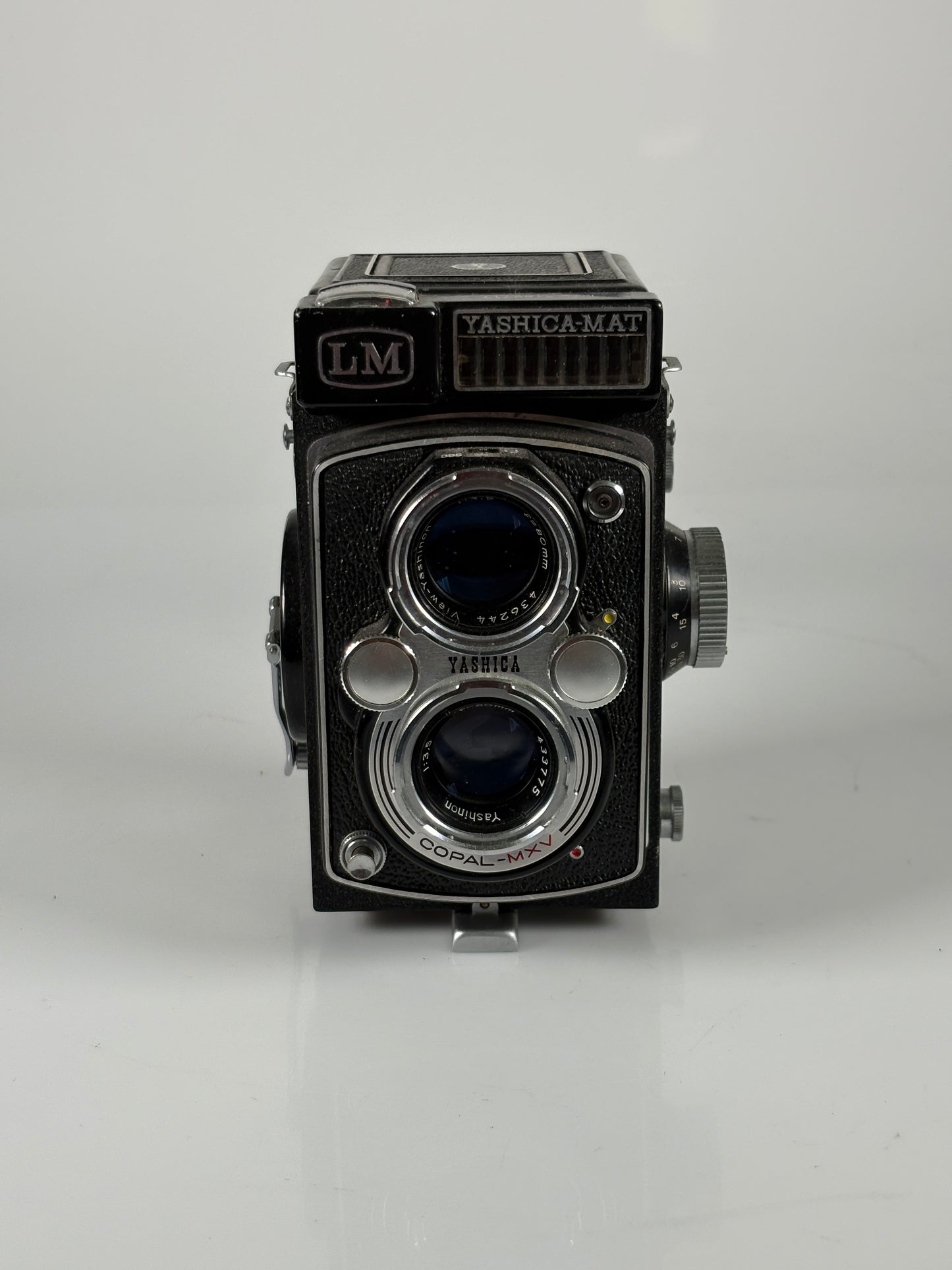 Yashica Mat LM Medium Format 6x6 TLR Camera 80mm f3.5