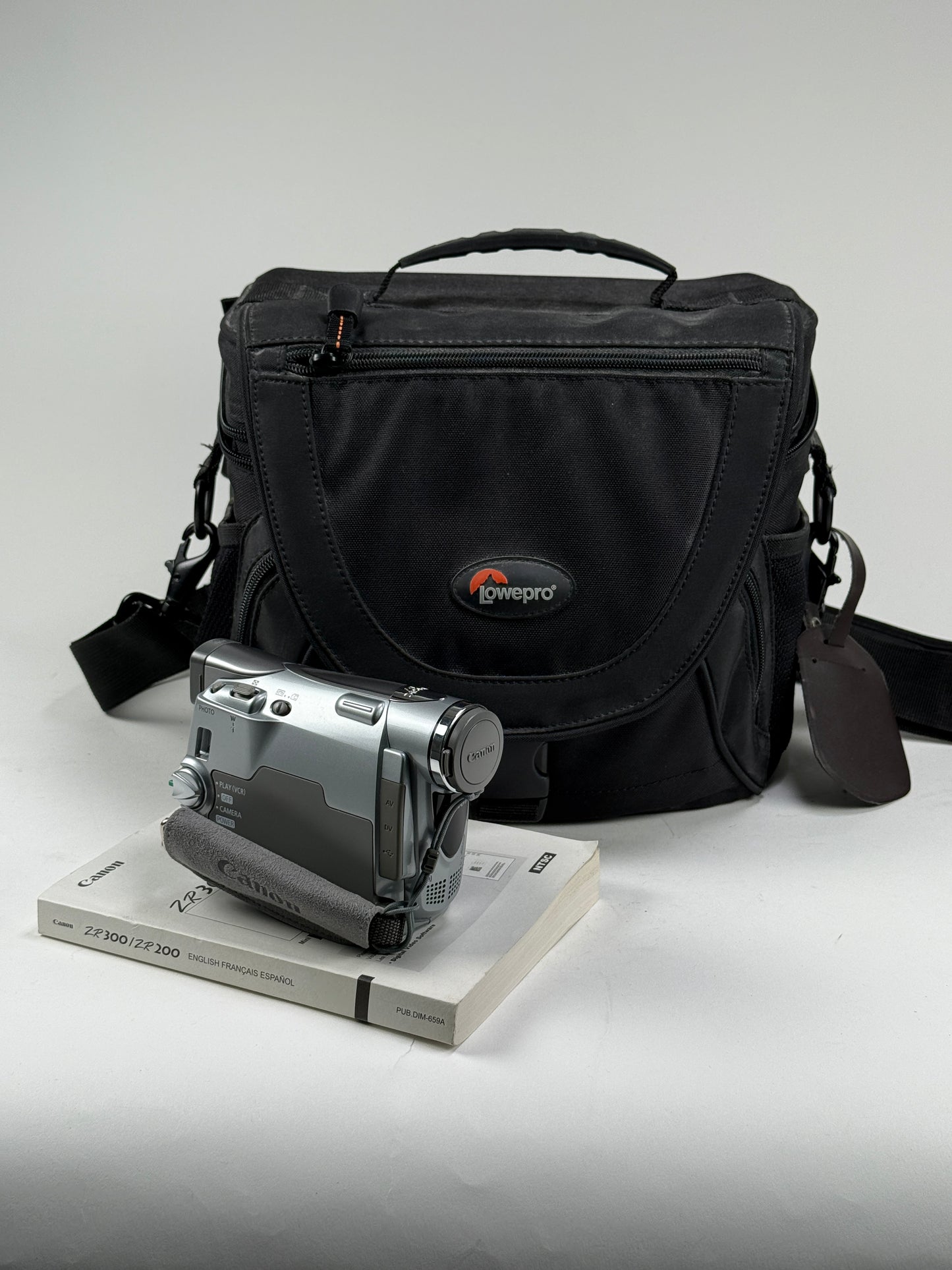 Canon ZR200 MiniDv Mini Dv Camcorder VCR Player Video Transfer