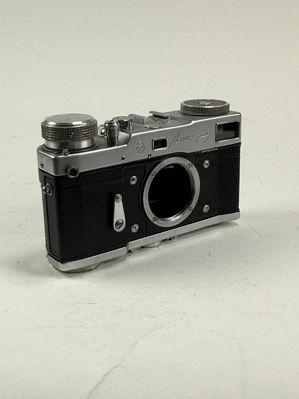 Leningrad 35mm Rangefinder Camera Gomz Body Only LTM