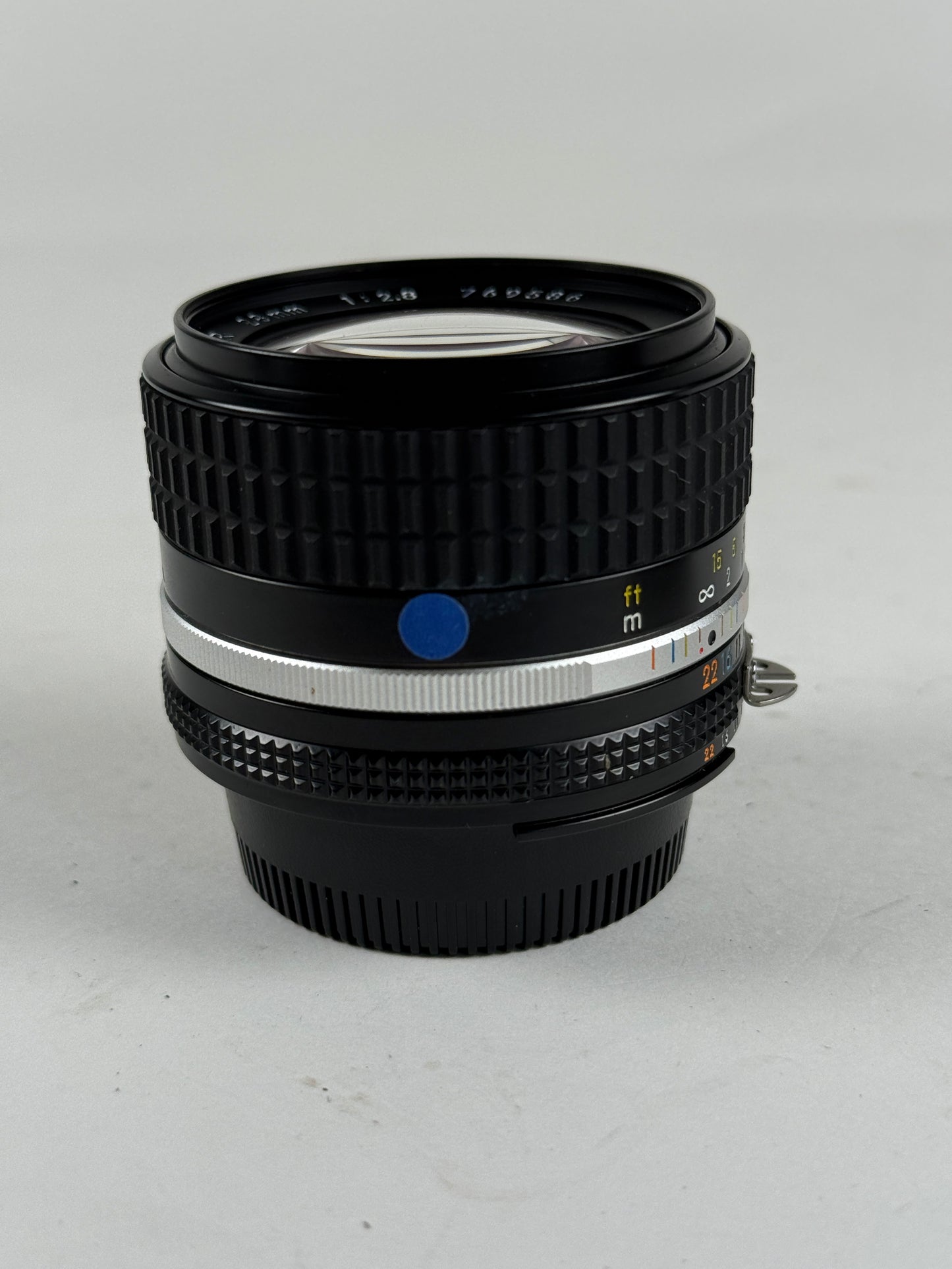 Nikon Ai-s ais Nikkor 28mm f2.8 Wide Angle MF Lens