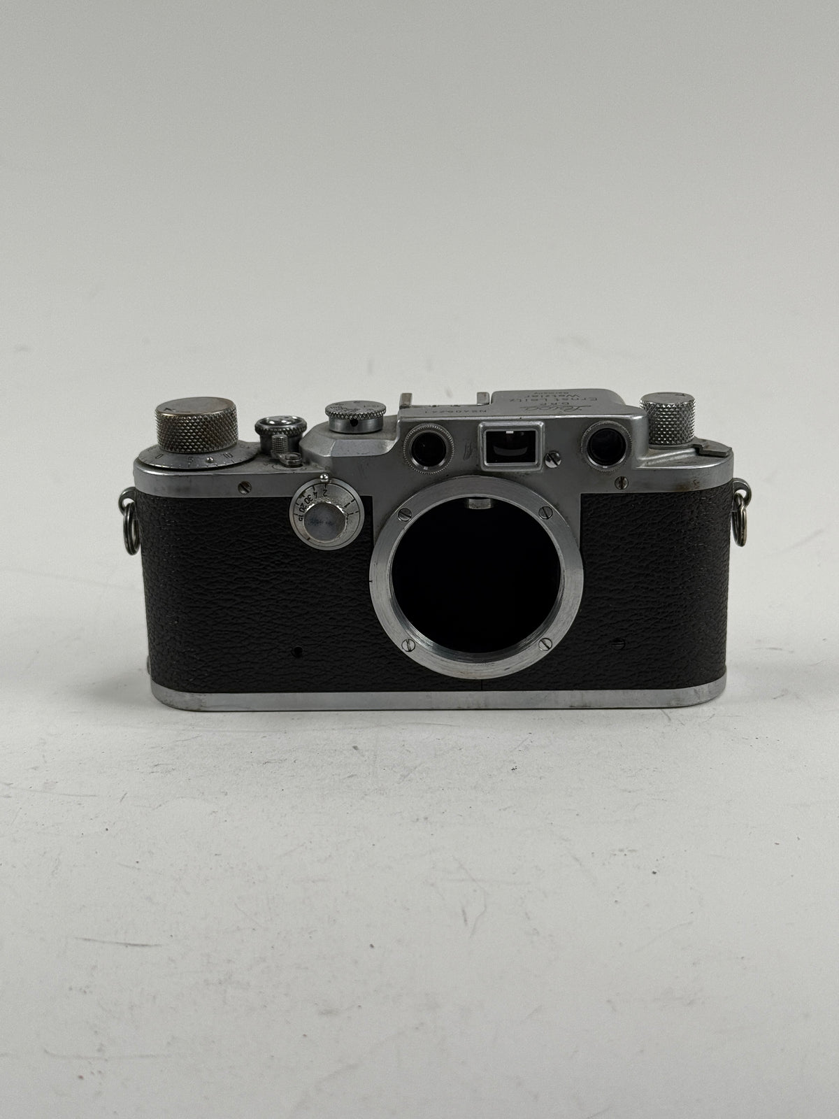 Leica IIIc rangefinder 35mm camera body chrome