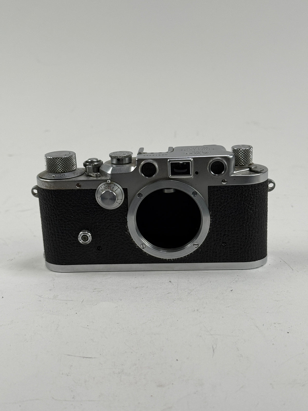 Leica IIIc rangefinder 35mm camera body chrome