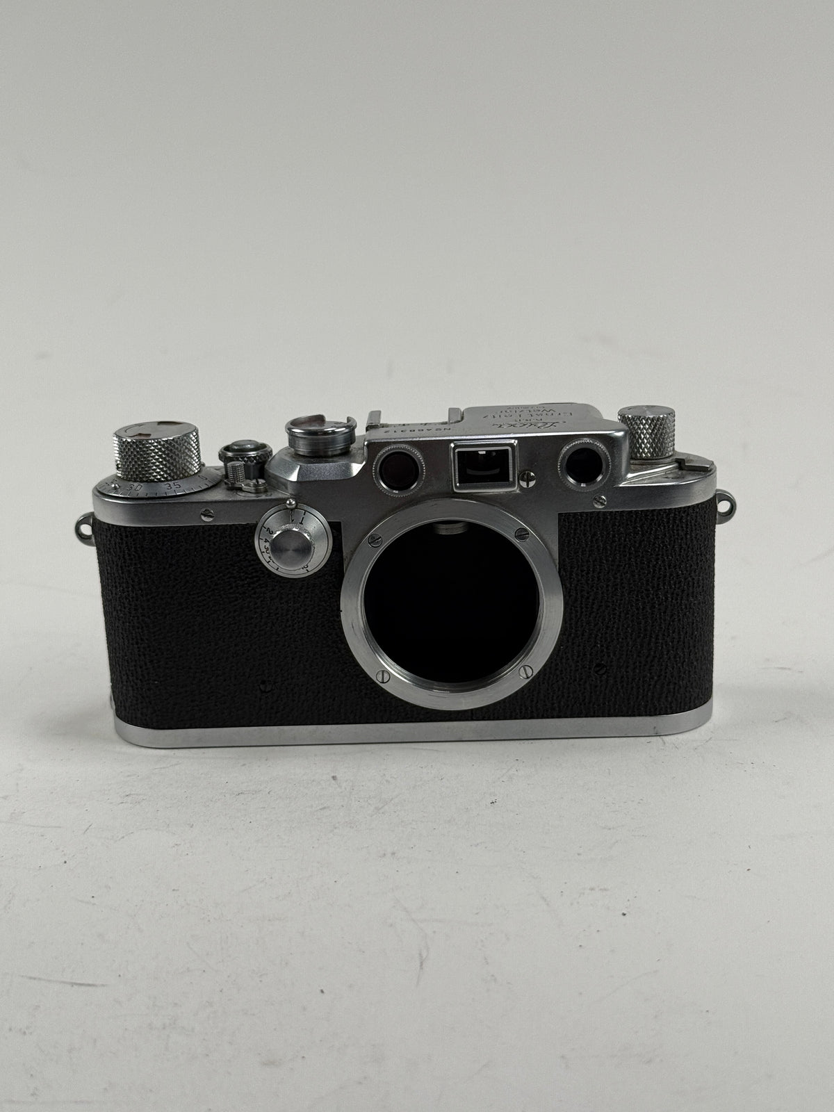 Leica IIIc rangefinder 35mm camera body chrome