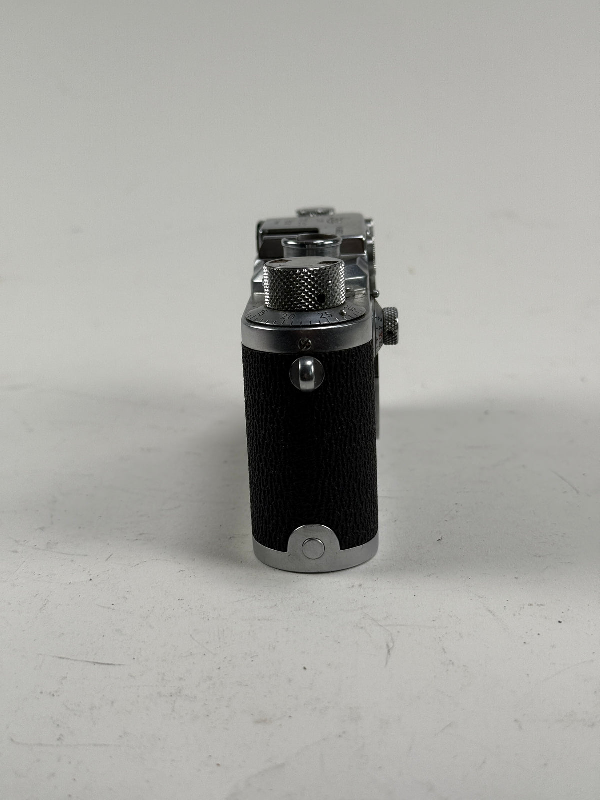 Leica IIIc rangefinder 35mm camera body chrome