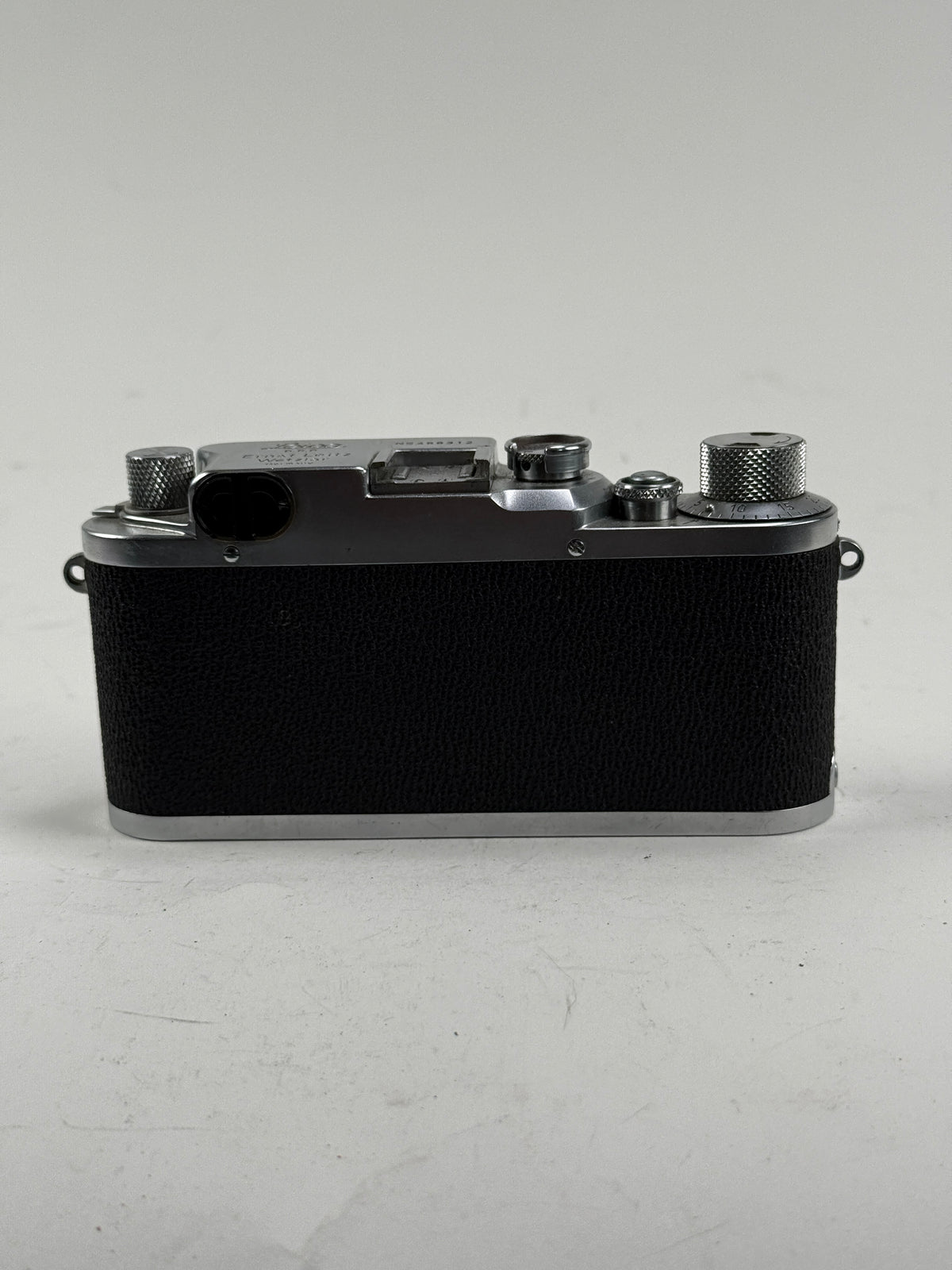 Leica IIIc rangefinder 35mm camera body chrome