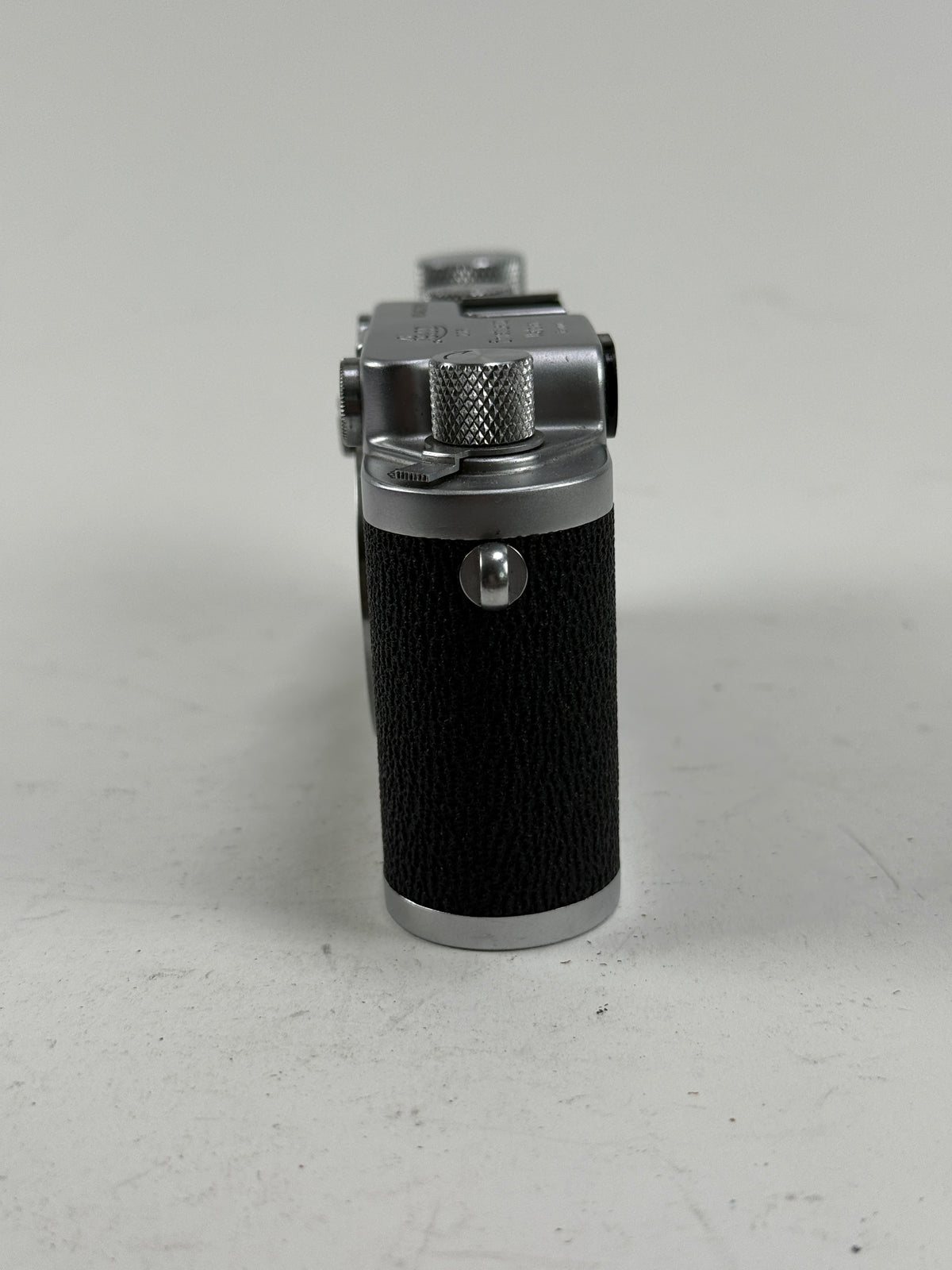 Leica IIIc rangefinder 35mm camera body chrome