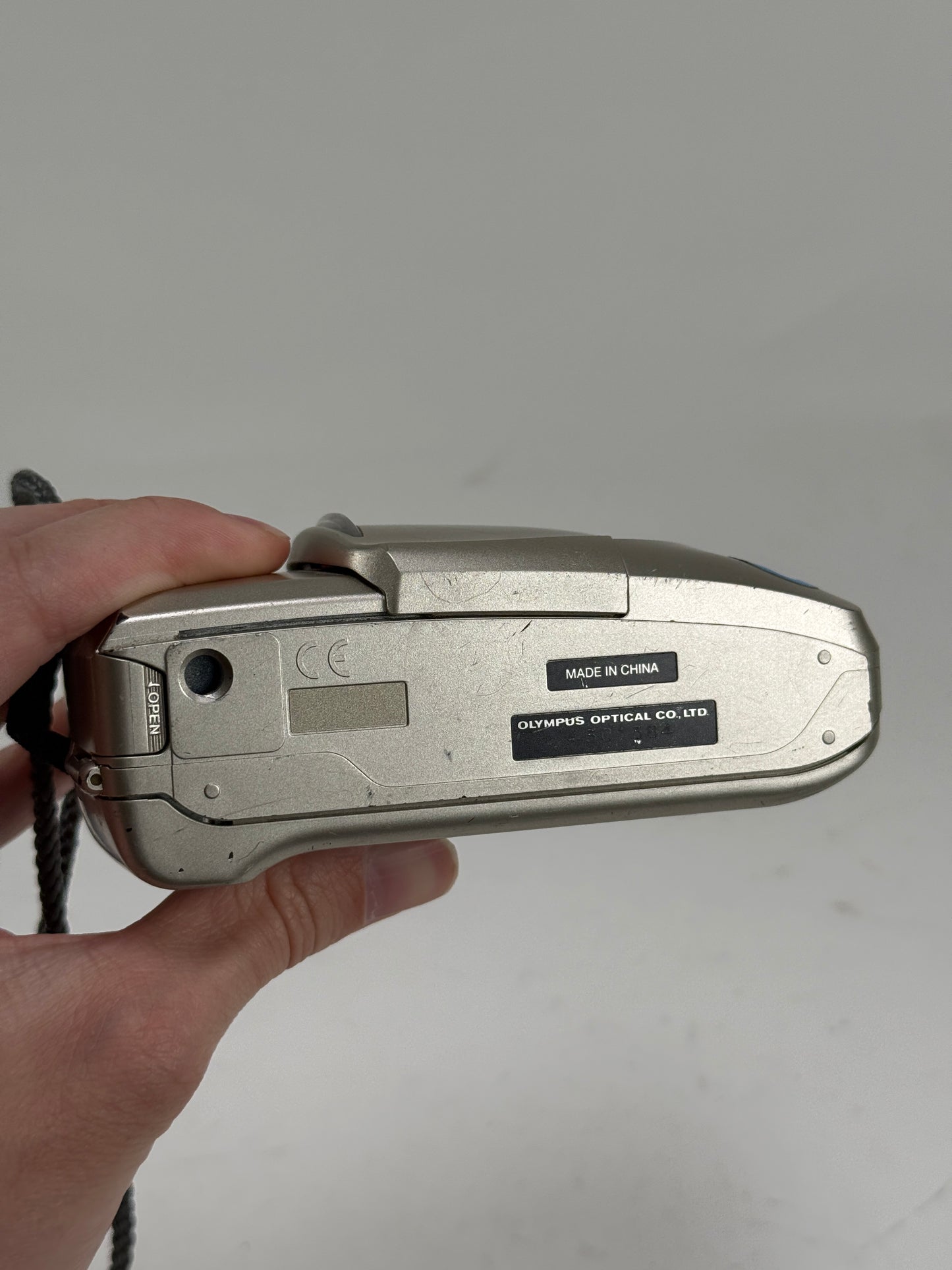 Olympus Stylus Zoom 105 35mm point and shoot p&s film camera