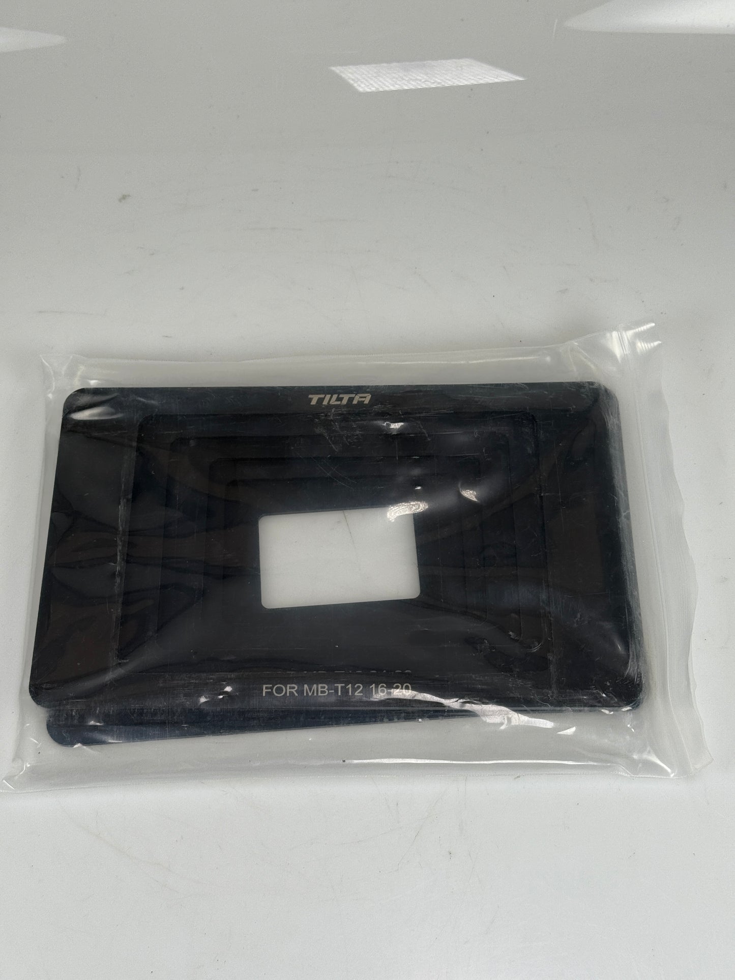 Tilta MB-T12 Carbon Fiber Mattebox with 5 piece hard matte set