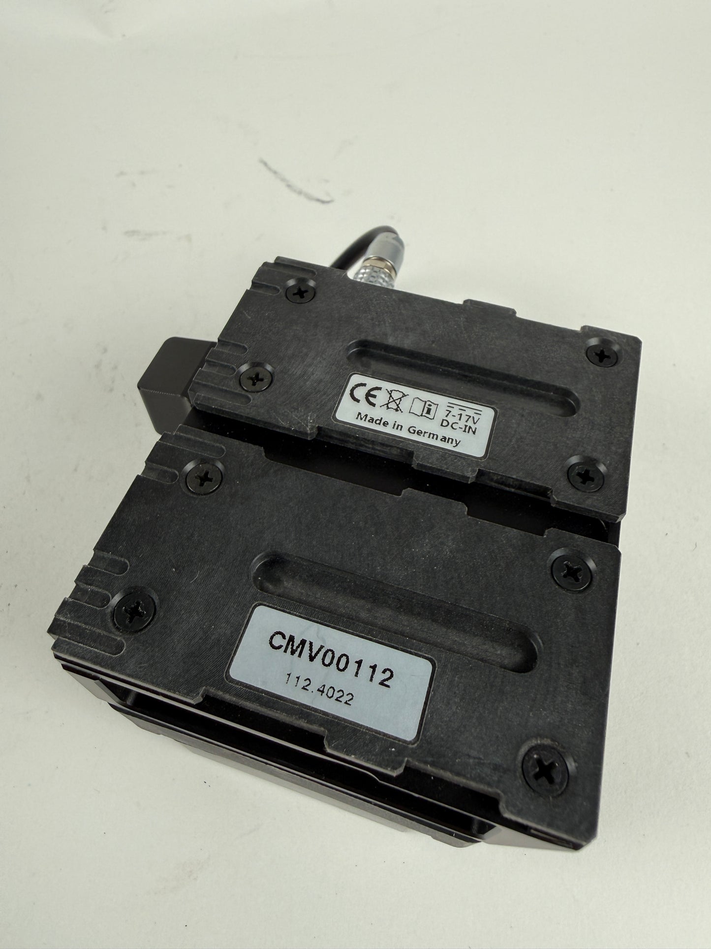 bebob Double Powerbase-Vmicro for V-Micro, C-mount, and V-Cine batteries