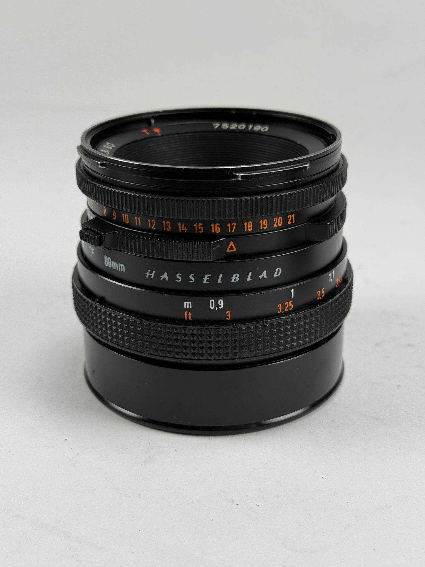 Hasselblad Carl Zeiss Planar T* 80mm F2.8 CF camera Lens