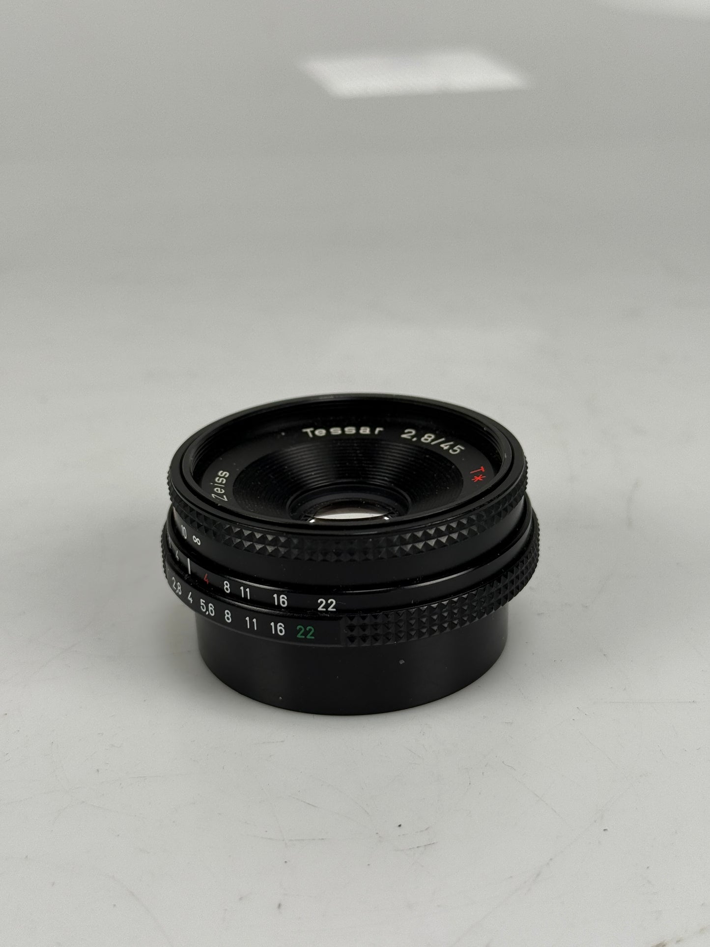 Contax Carl Zeiss T* Tessar 45mm f2.8 Lens MMJ C/Y Japan