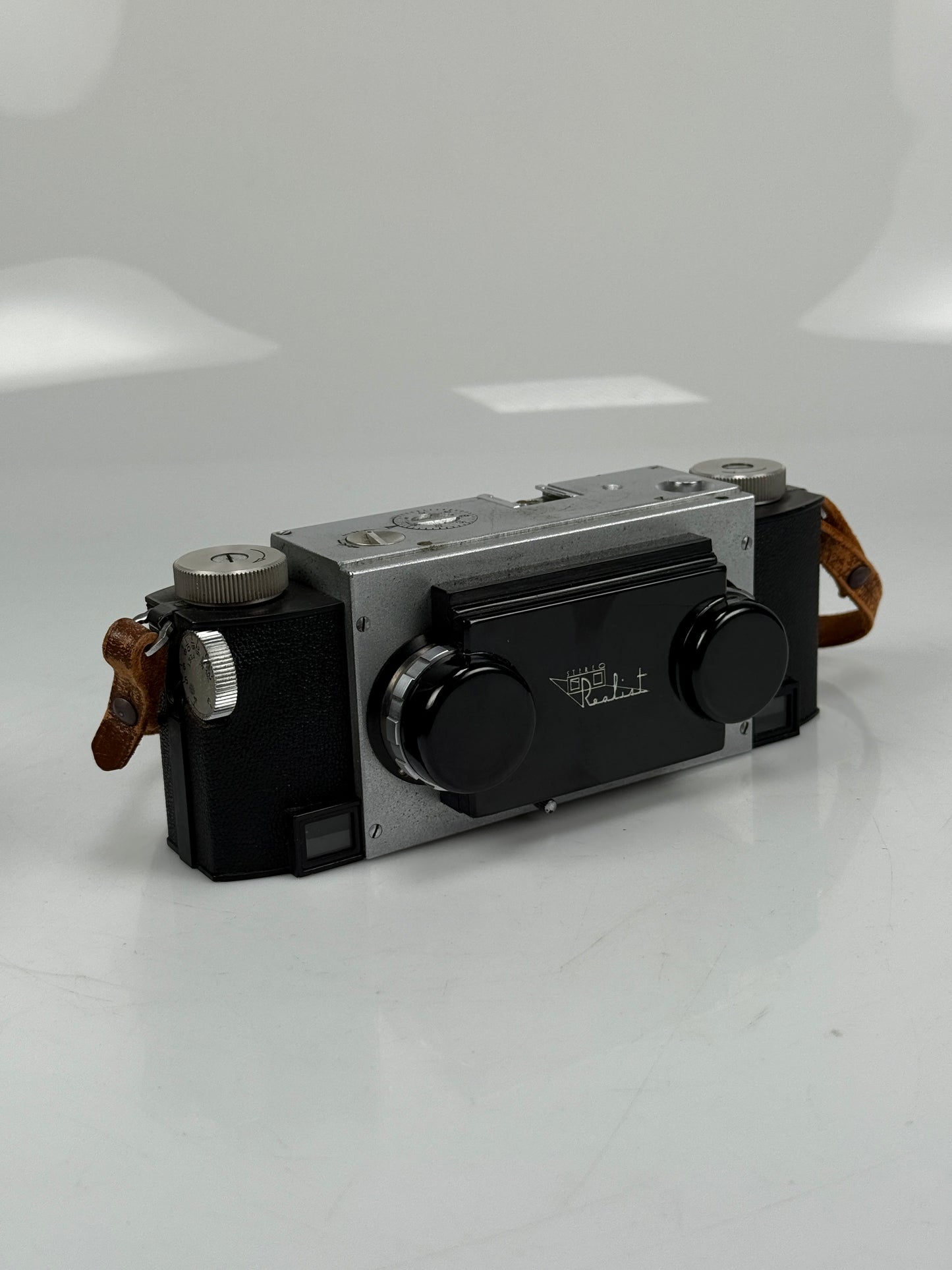 REALIST Stereo 35mm Vintage camera f3.5 David White Anastigmat lenses