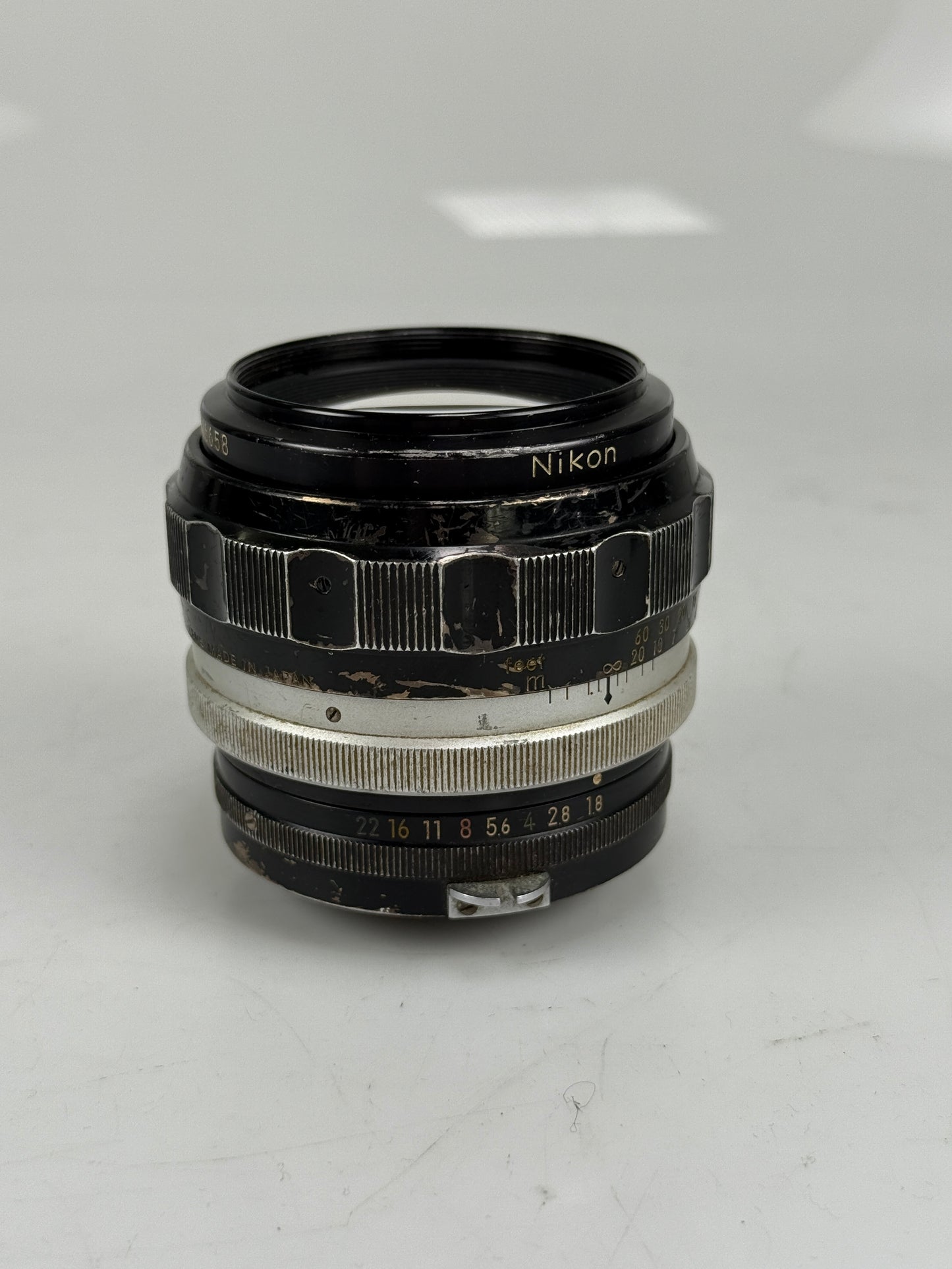 Nikon Nikkor 85mm F1.8 H Non AI Manual Focus Lens