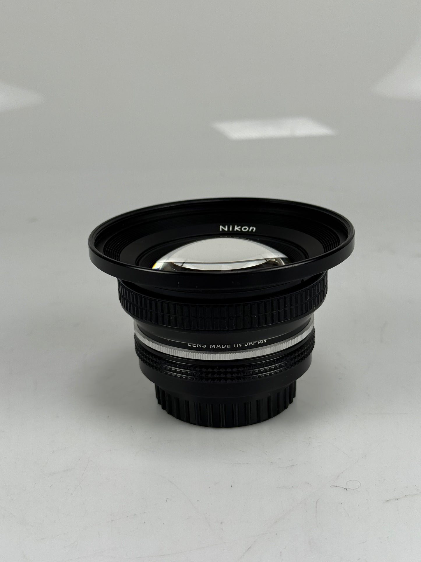 Nikon Nikkor 18mm f/4.0 Non AI Ultra Wide Angle Lens
